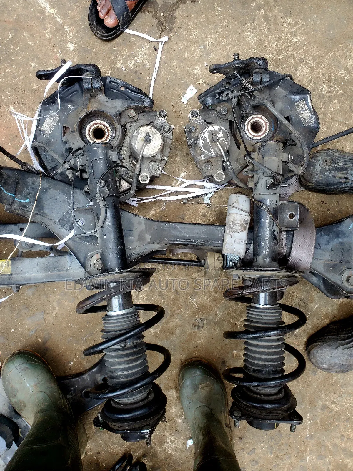 Kia Optima 2014 Front Shock and Hub or Sonata 2012
