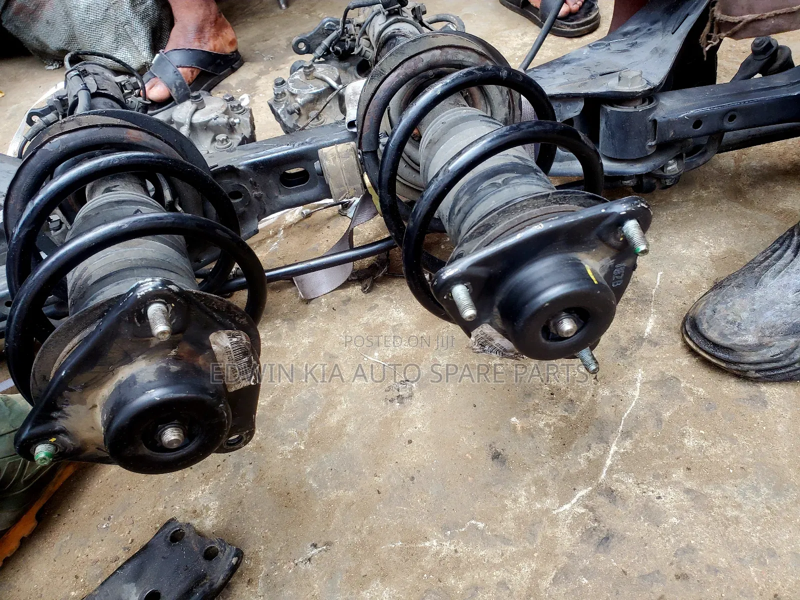Kia Optima 2014 Front Shock and Hub or Sonata 2012