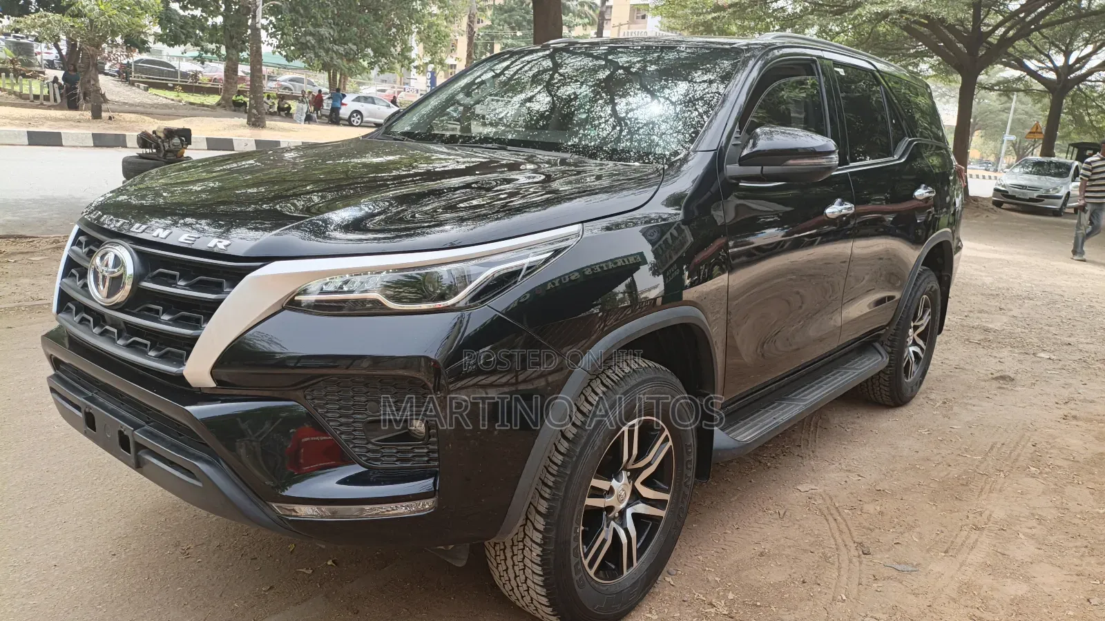 Toyota Fortuner 2023 Black