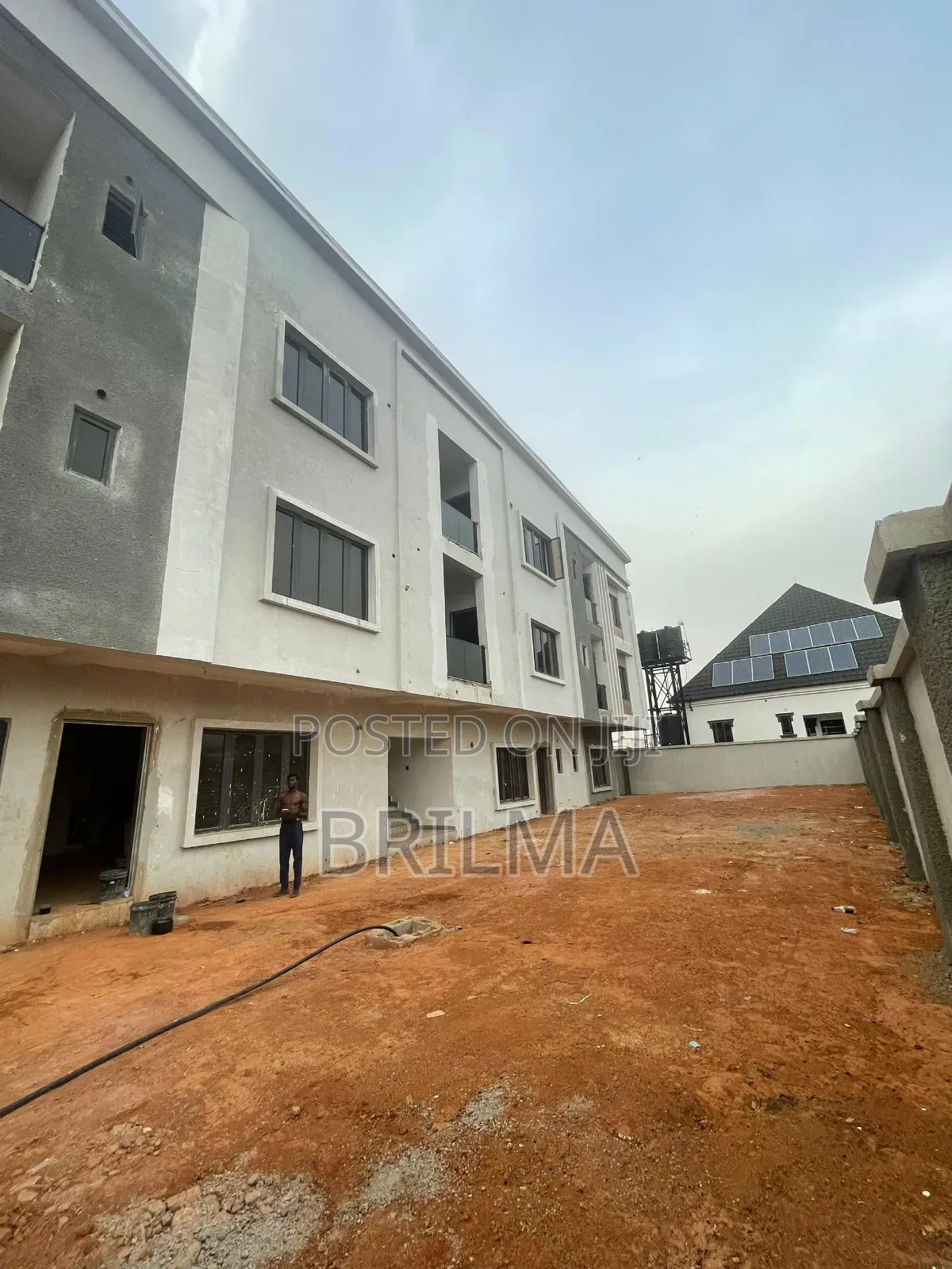 3bdrm Apartment in Wuye for sale