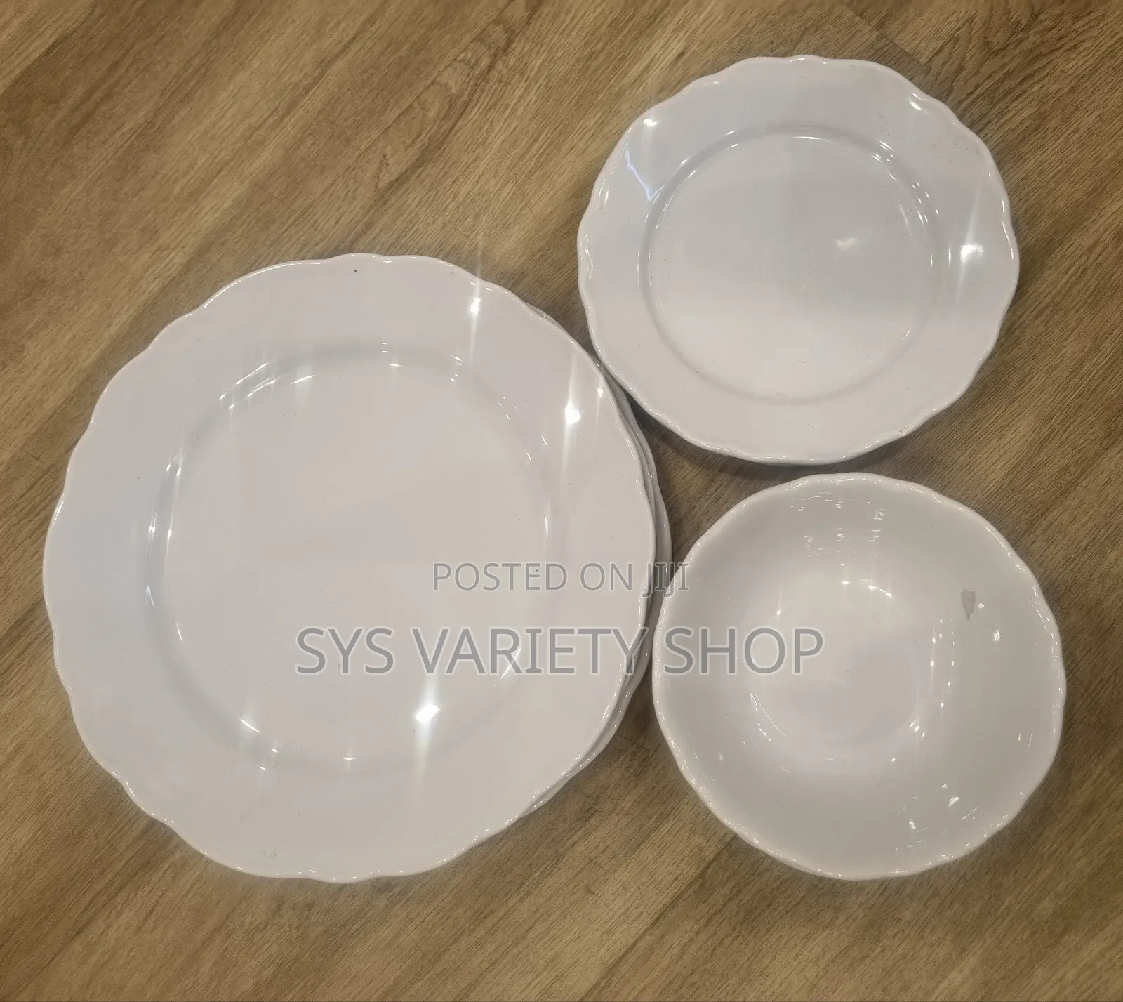Konya 9 Set of Dinner Plates