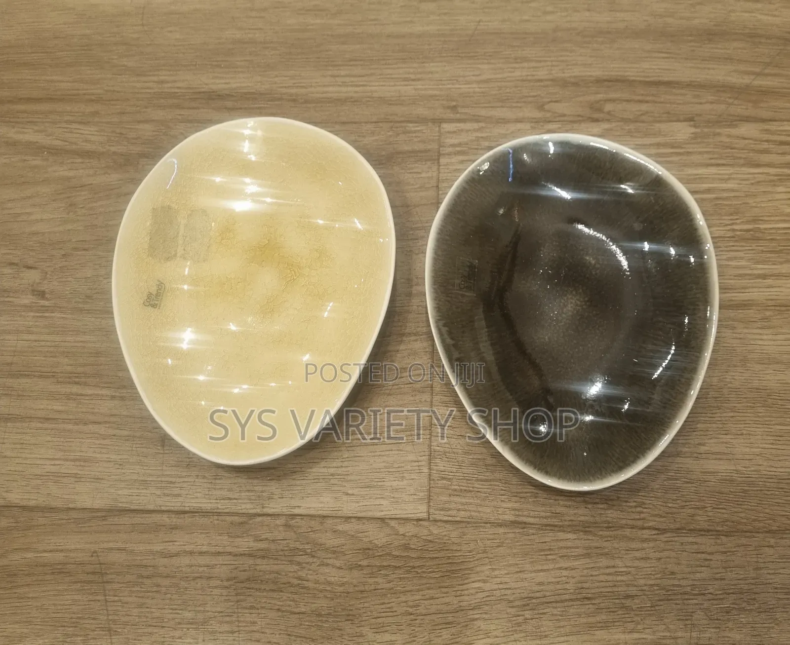 2 Mini Serving Saucers