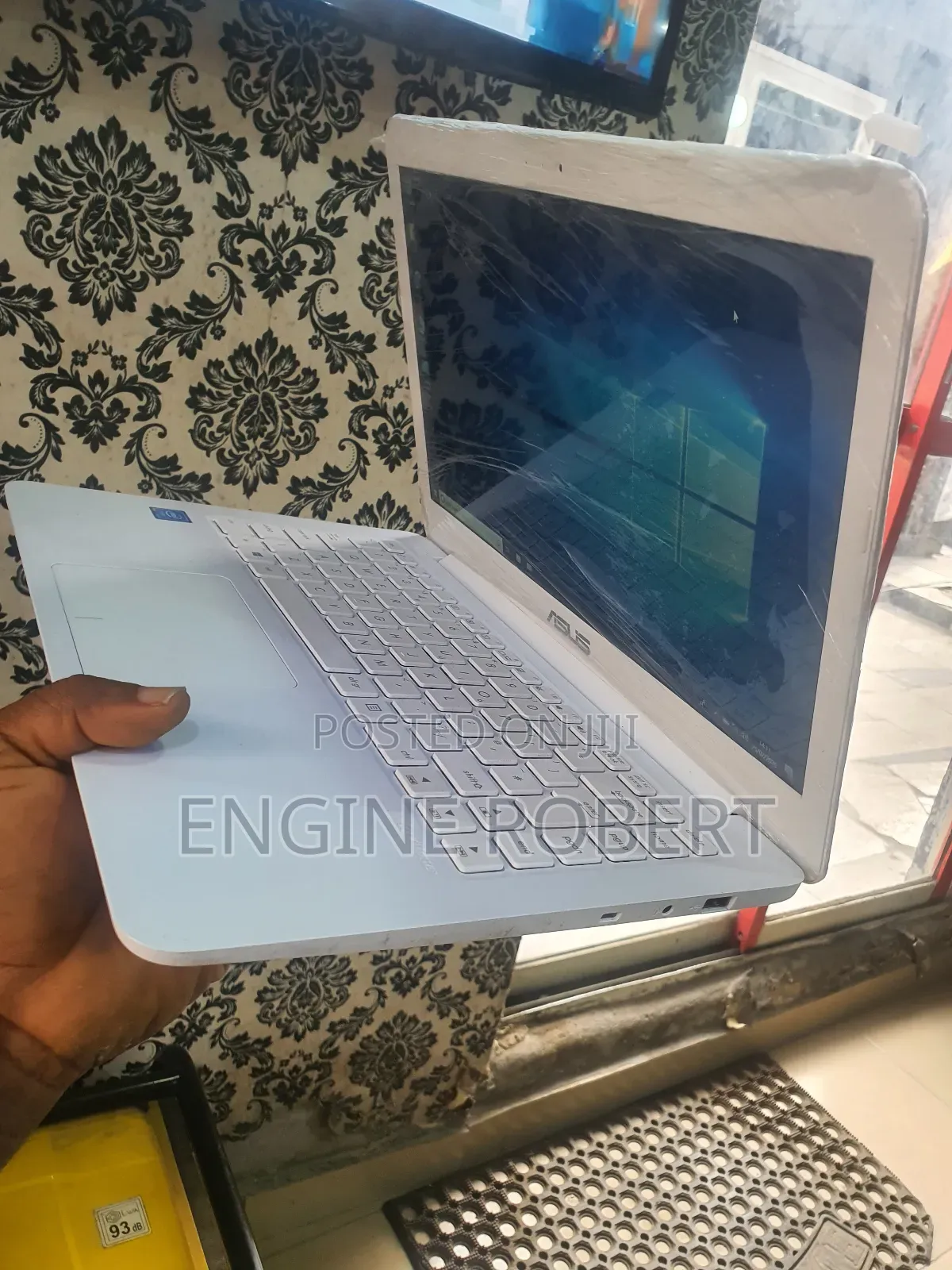 Laptop Asus A42N 4GB Intel SSD 32GB