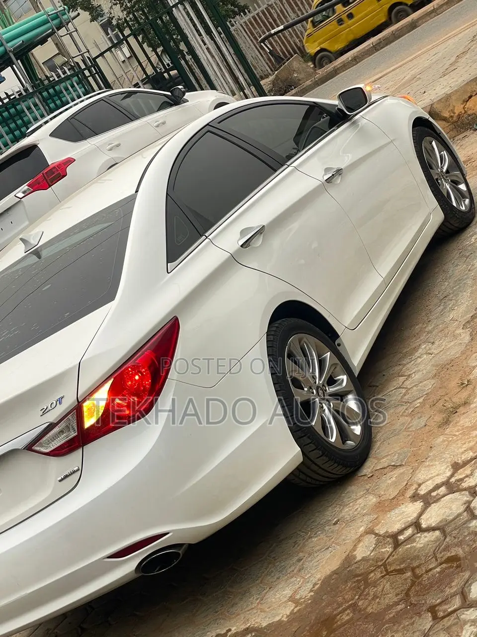 Hyundai Sonata Limited 2.0T Sedan (2.0L 4cyl 6A) 2012 White