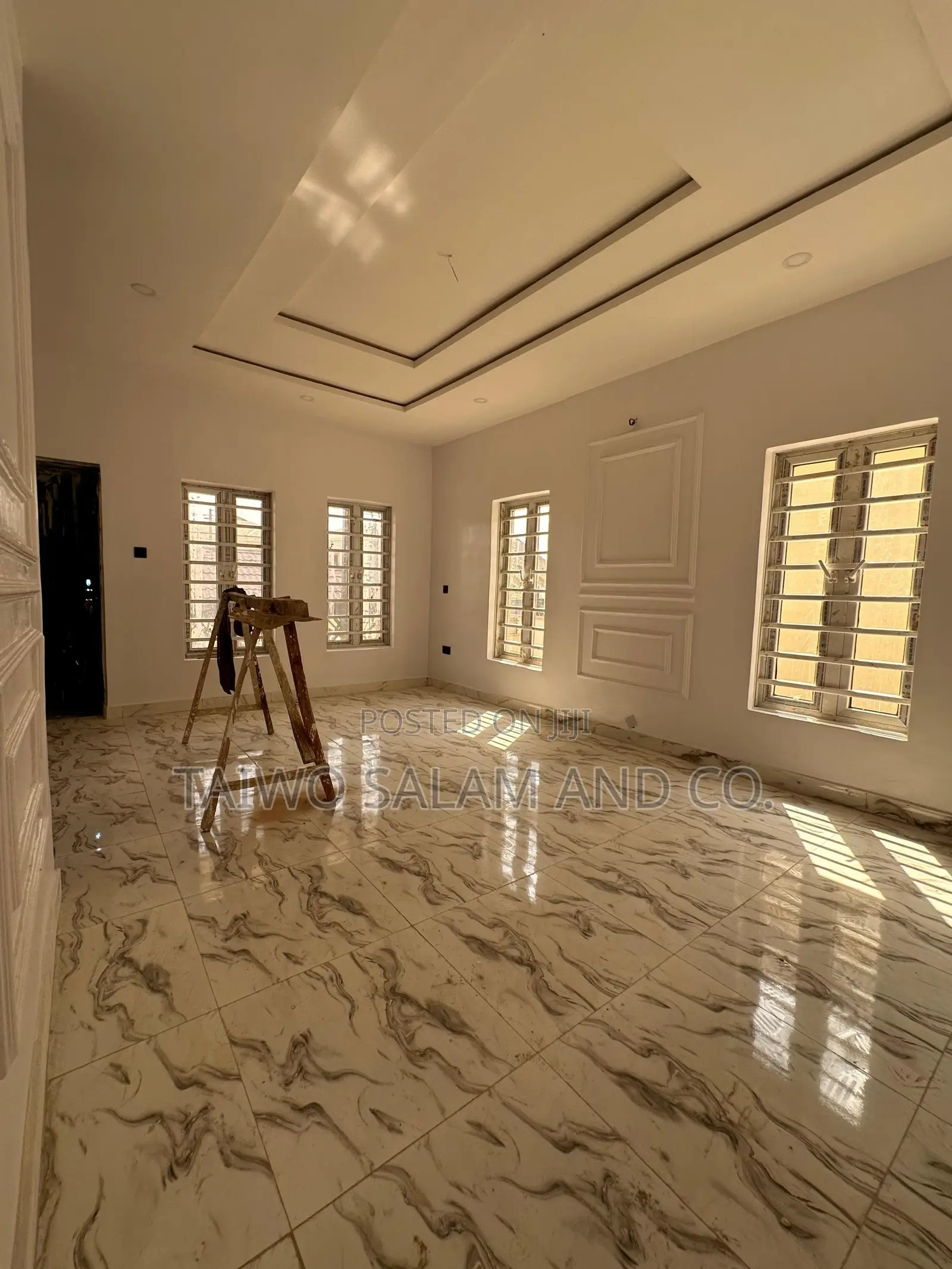 Furnished 5bdrm Duplex in Akala, Akobo for sale
