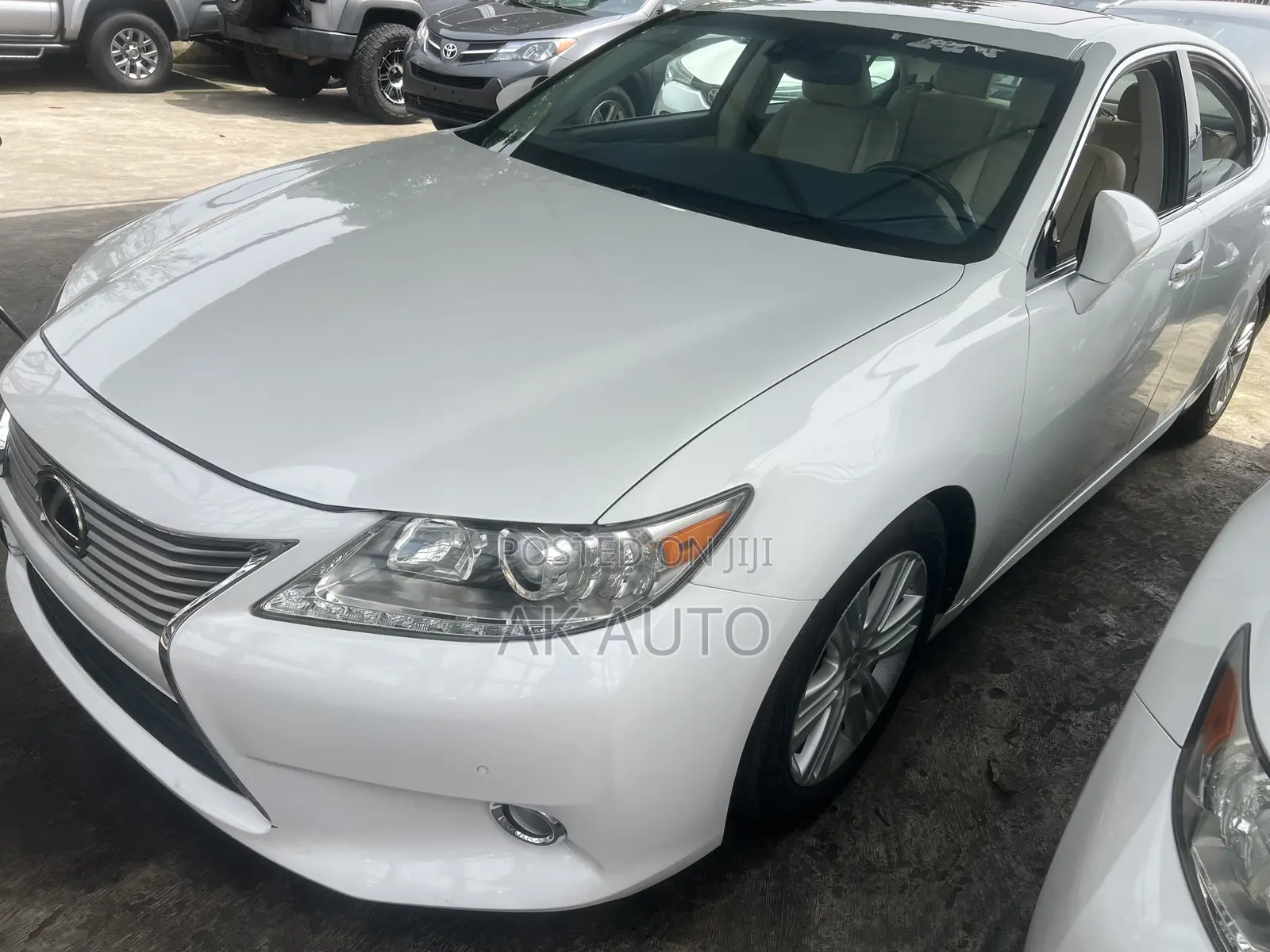 Lexus ES 2014 White