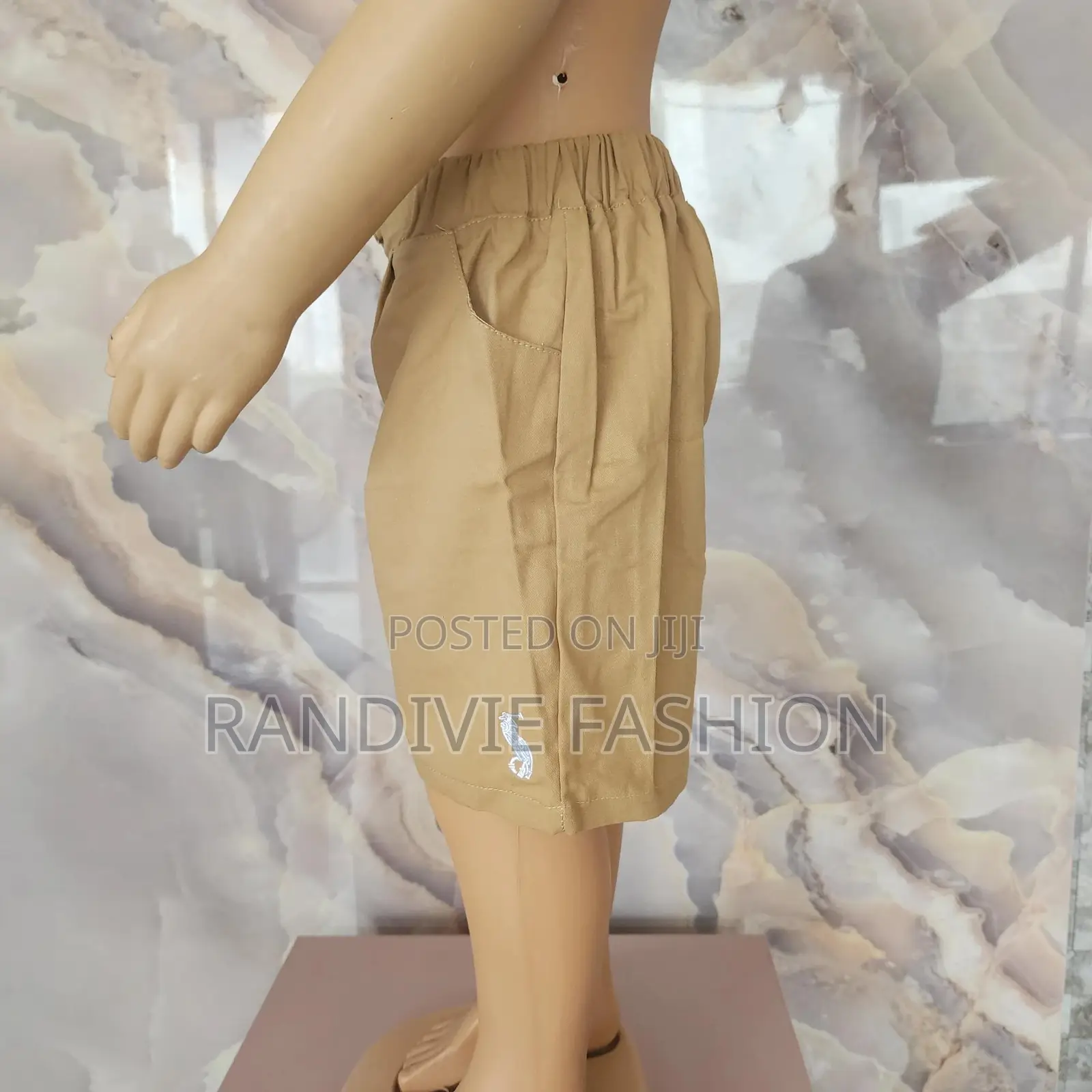 All Outfits Shorts [Kaki]