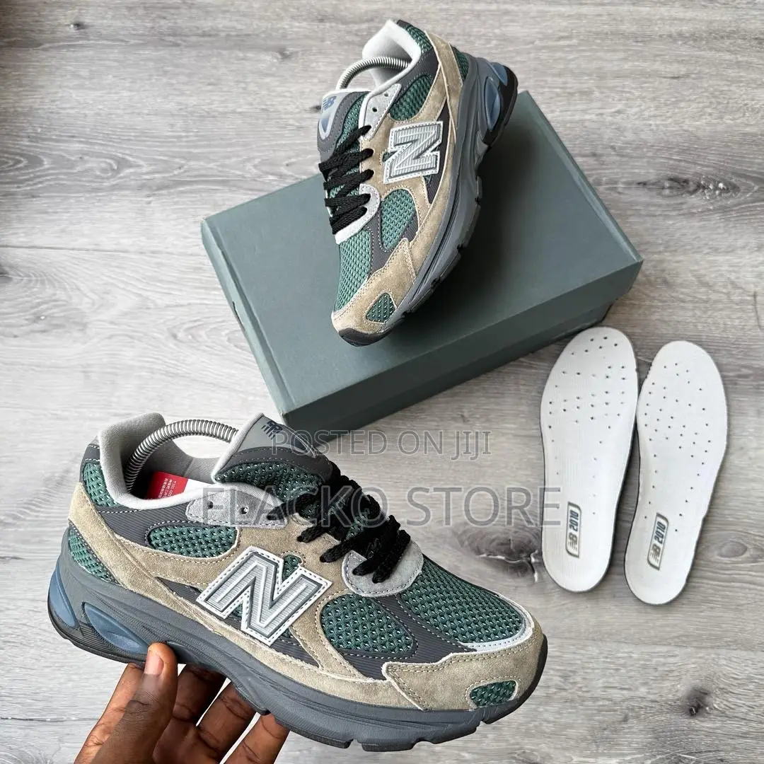 Original New Balance Abzorb 2010 Sneakers