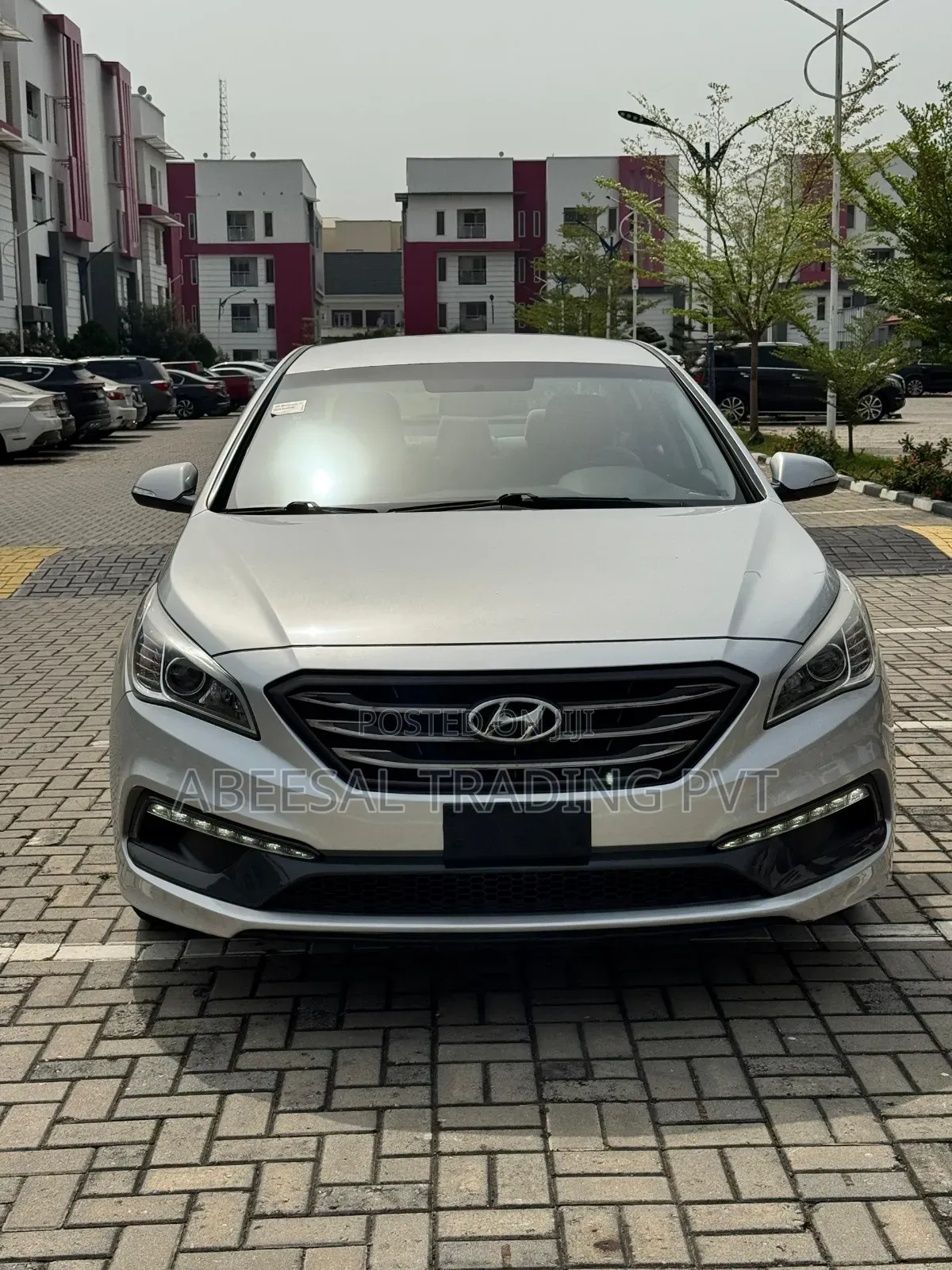 Hyundai Sonata Sport 2.0T 4dr Sedan (2.0L 4cyl Turbo 6A) 2015 Silver