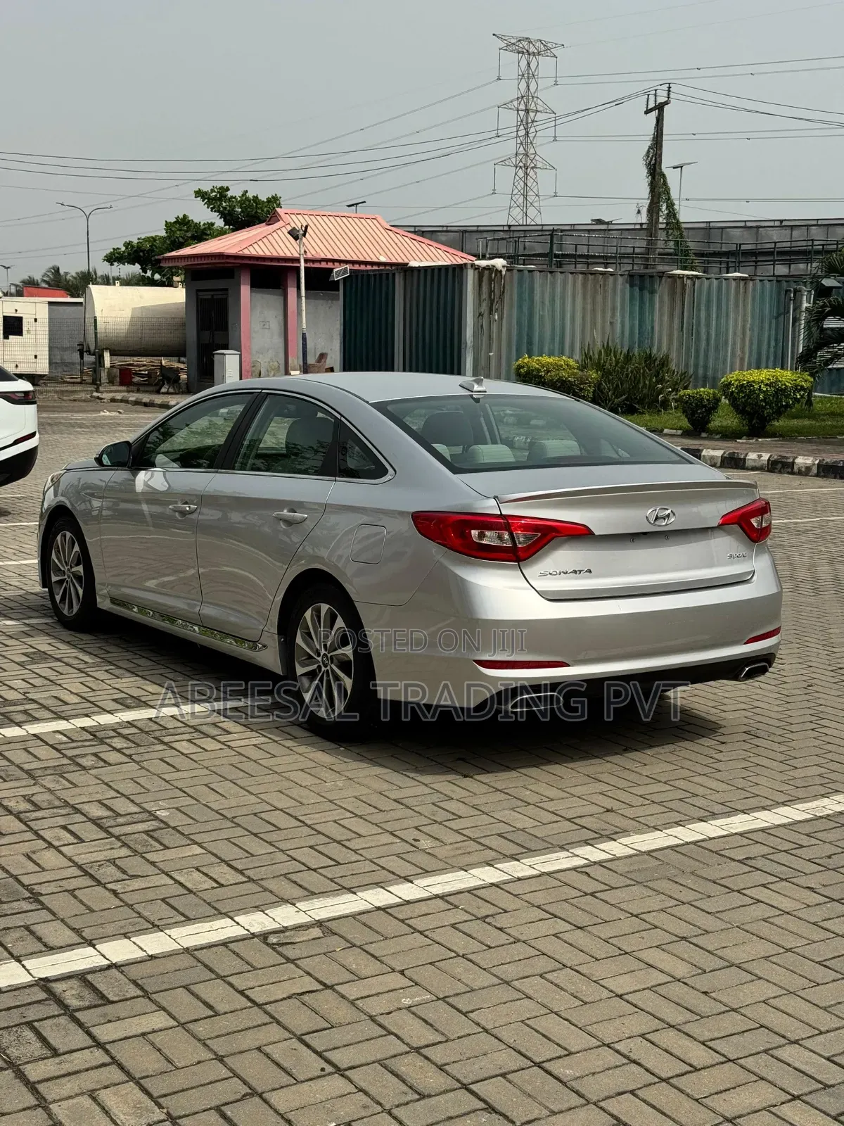 Hyundai Sonata Sport 2.0T 4dr Sedan (2.0L 4cyl Turbo 6A) 2015 Silver