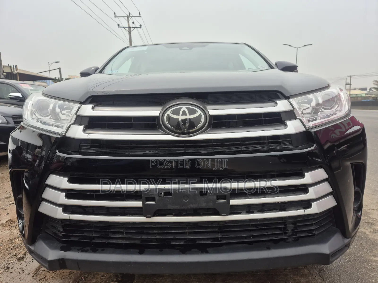 Toyota Highlander LE 4x4 V6 (3.5L 6cyl 8A) 2018 Black