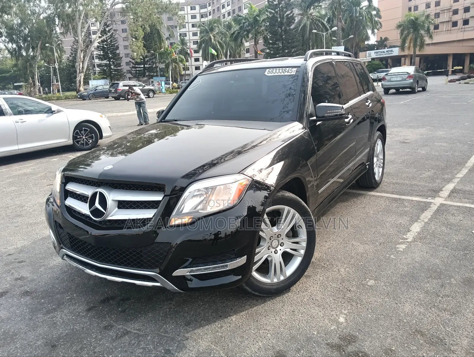 Mercedes-Benz GLK-Class Base GLK 350 4dr AWD 4MATIC (3.5L 6cyl 7A) 2015