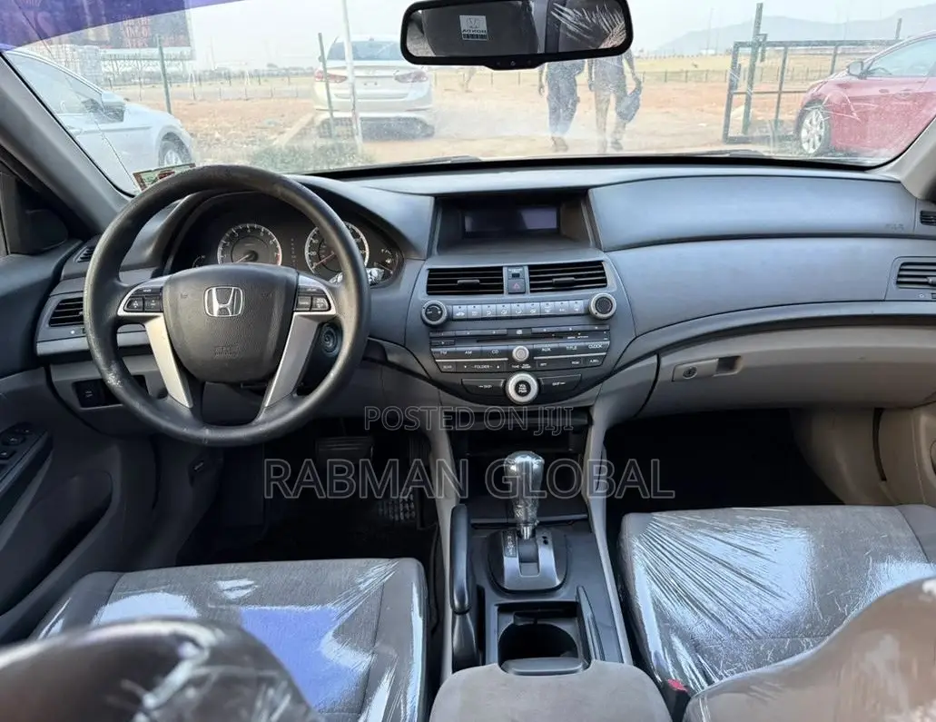 Honda Accord 2010 Gray