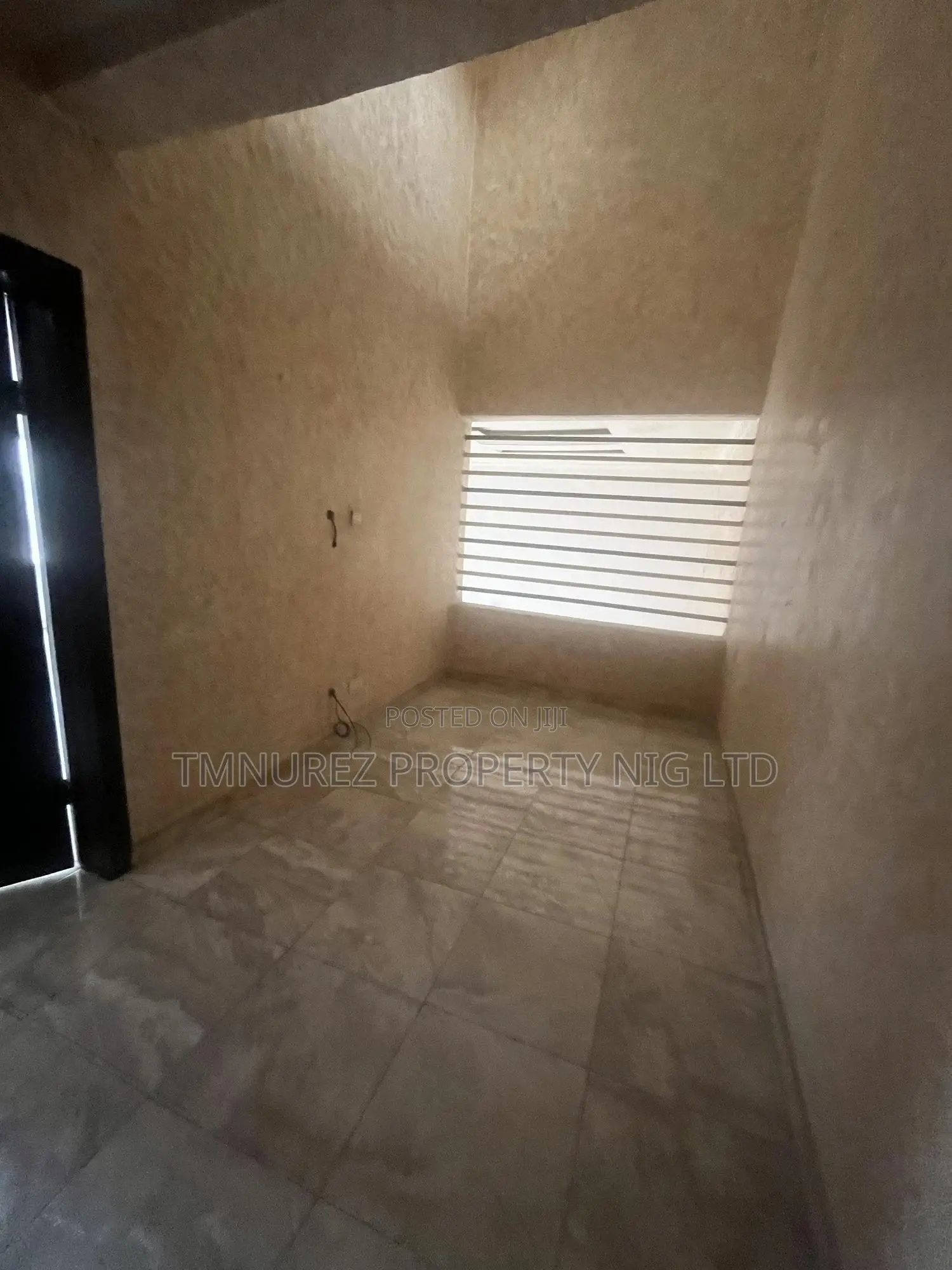 4bdrm Duplex in Osapa, Lekki for rent