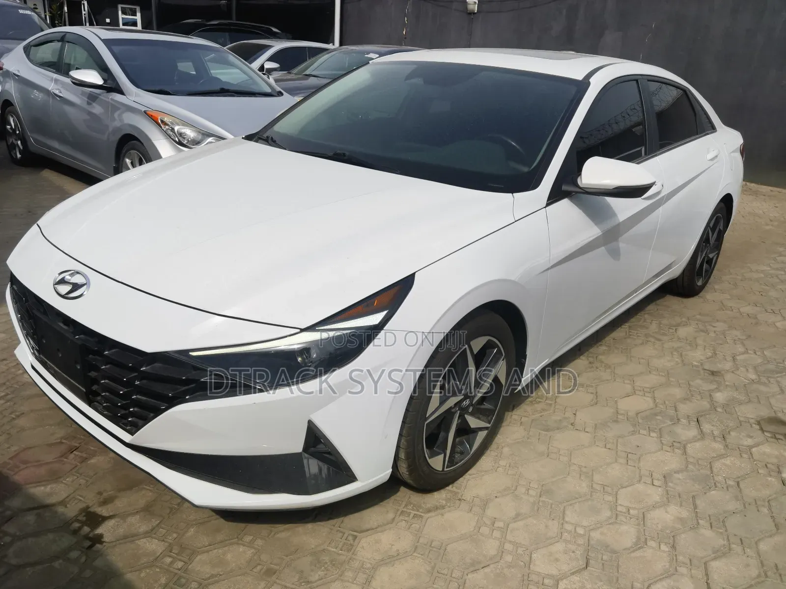 Hyundai Elantra 2020 White