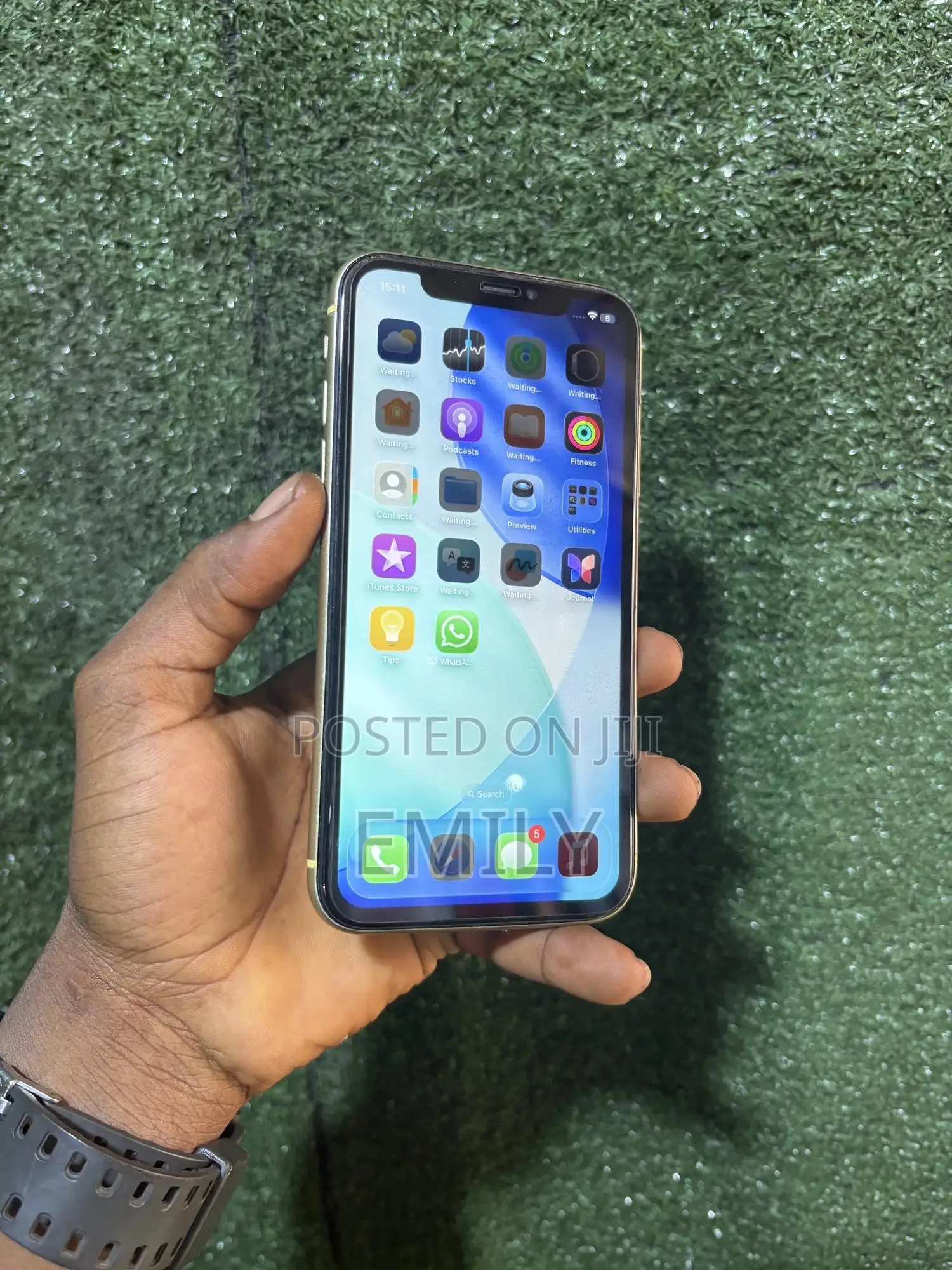 Apple iPhone 11 64 GB Yellow