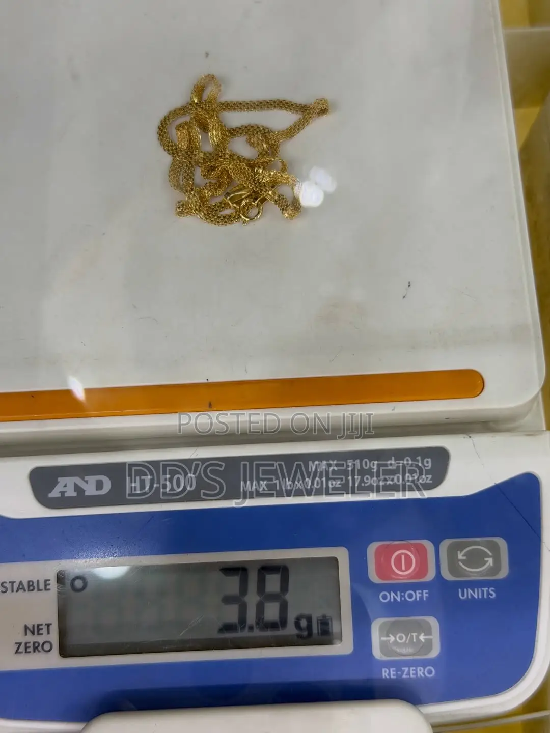 18 Karat Gold Necklace.