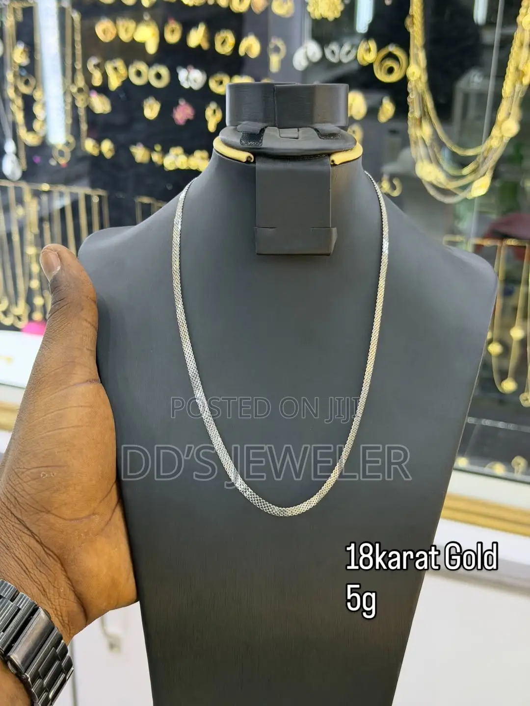 18 Karat Gold Necklace.