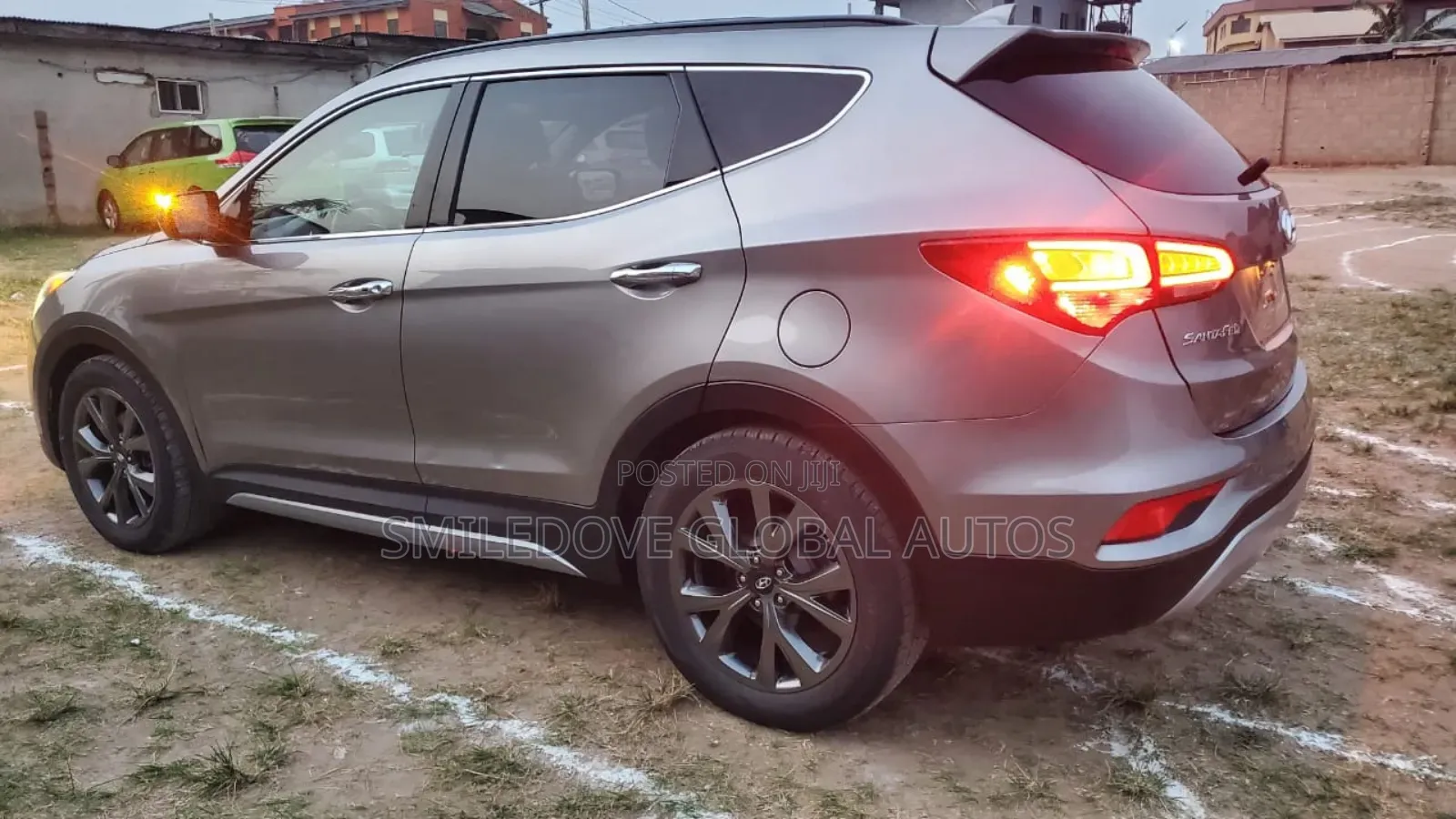 Hyundai Santa Fe Limited AWD 2017 Gold