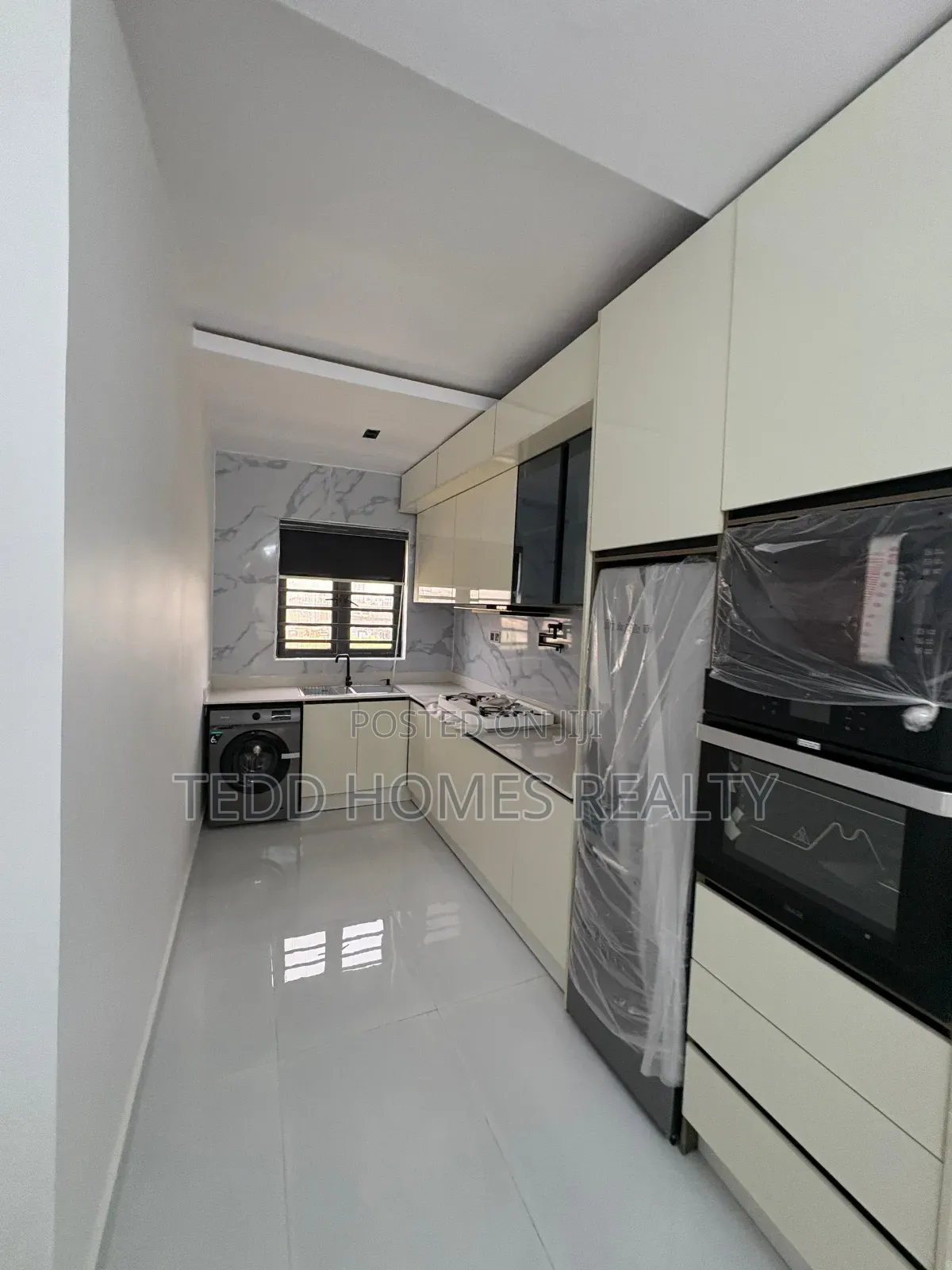 2bdrm House in Lekki for sale