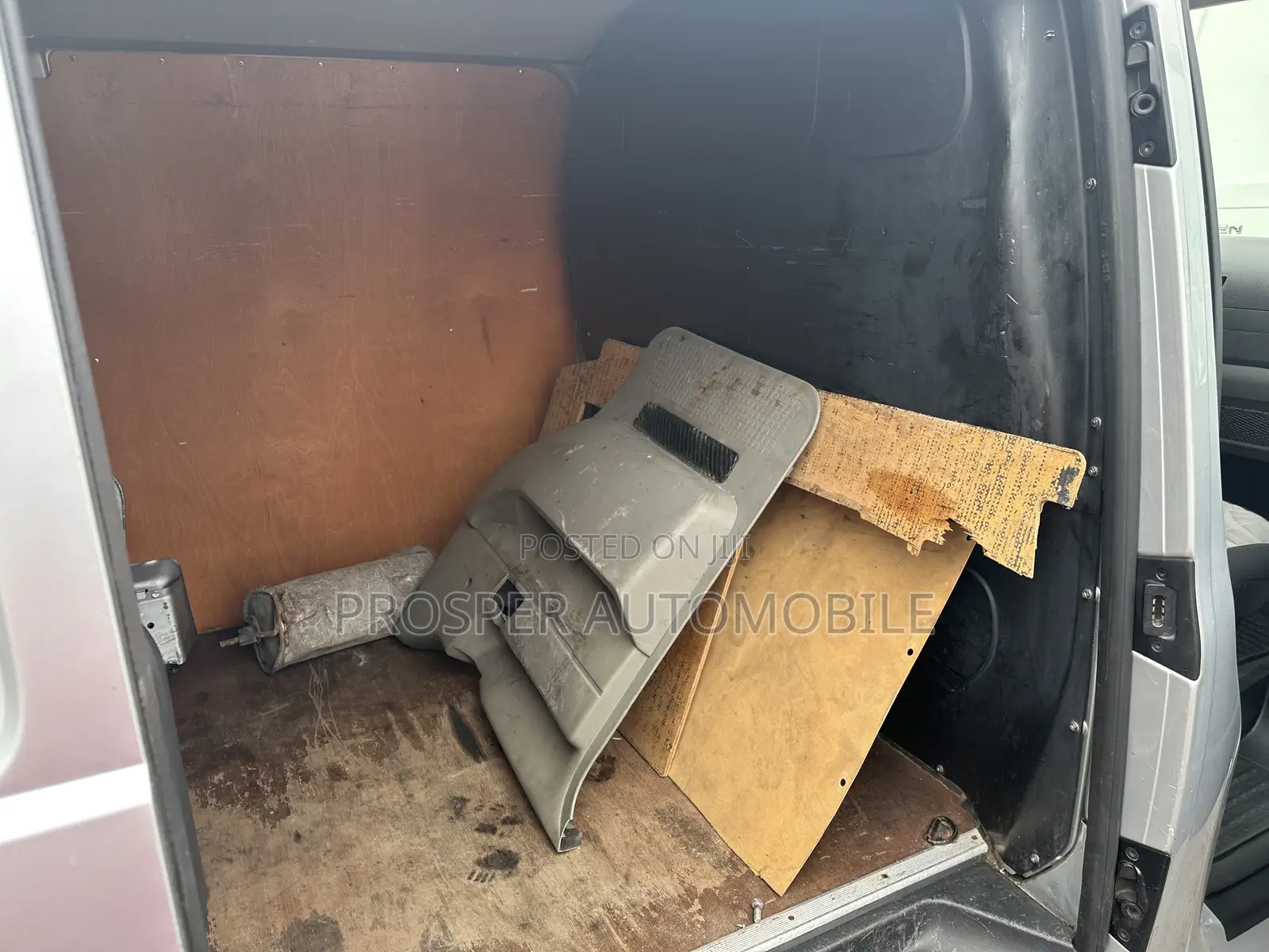Volkswagen Transporter 2013 Grey