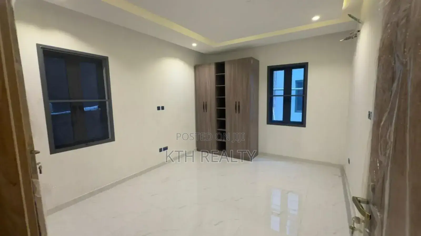 2bdrm Apartment in Ilasan, Ikate for sale