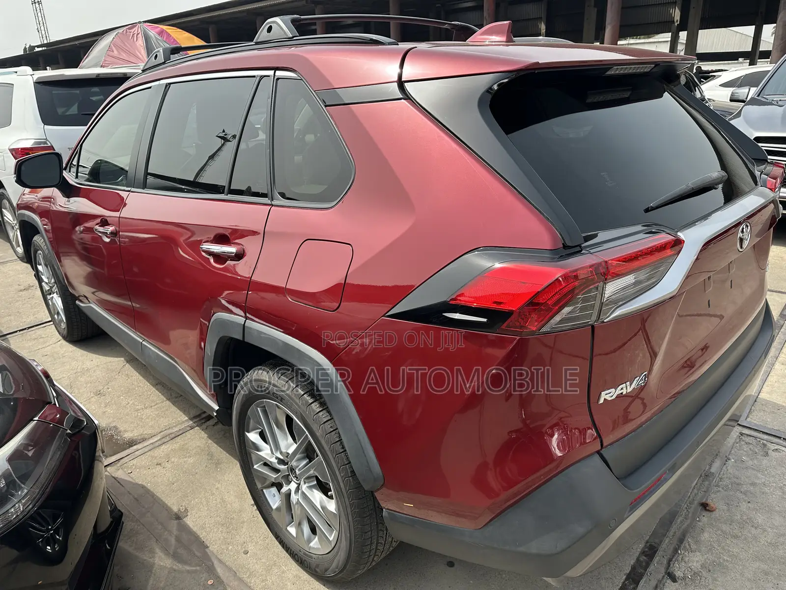 Toyota RAV4 Limited AWD 2020 Red