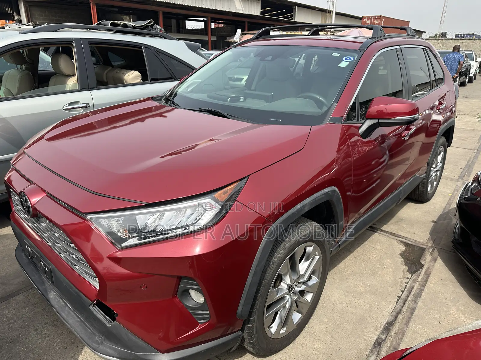 Toyota RAV4 Limited AWD 2020 Red