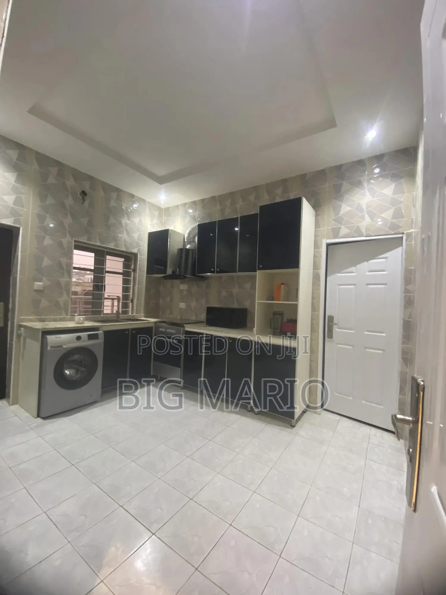 3bdrm Block of Flats in Guzape Main for rent