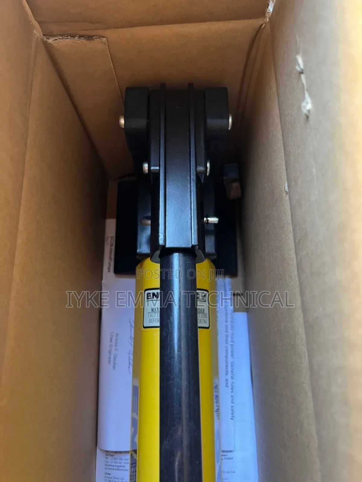 Enerpac Fsh14 14 Ton Hydraulic Flange Spreader Set