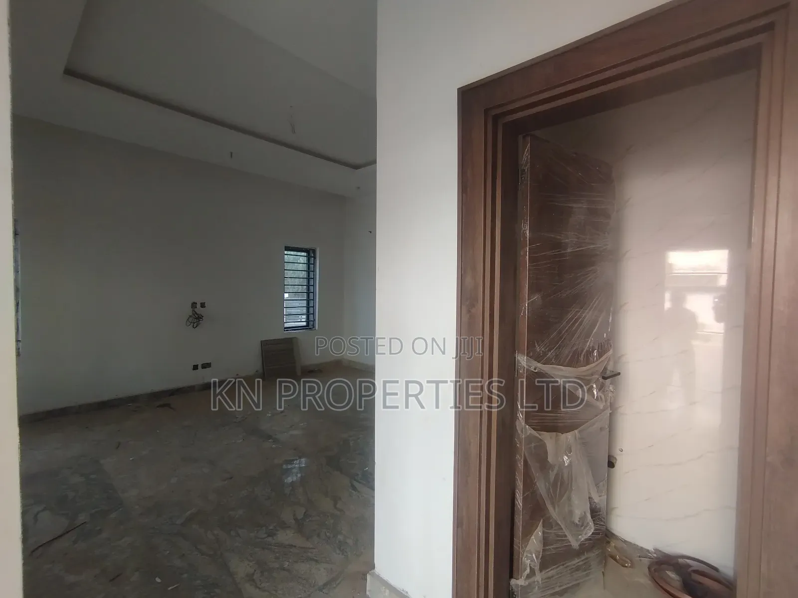 4bdrm Duplex in Durumi for sale