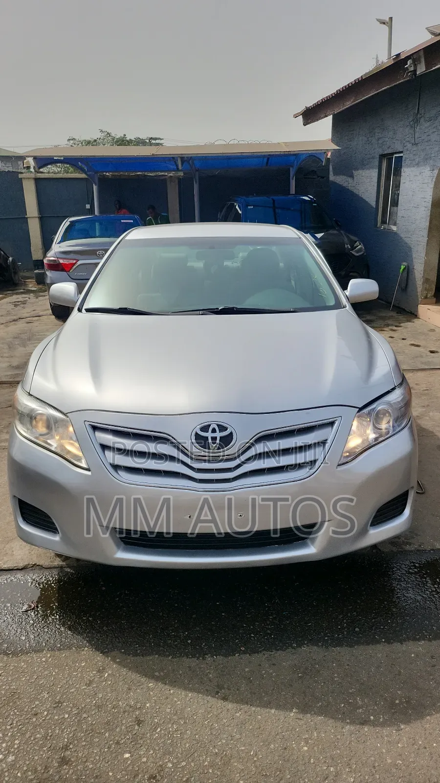 Toyota Camry LE 4dr Sedan (2.5L 4cyl 6AM) 2010 Silver