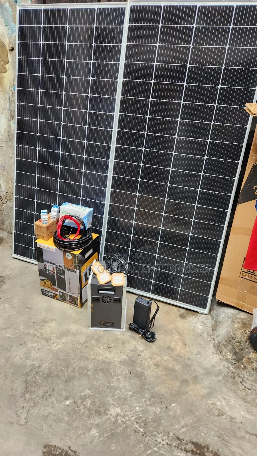 Powerful 1000w + 2kwh Power Solar Generator Fibon