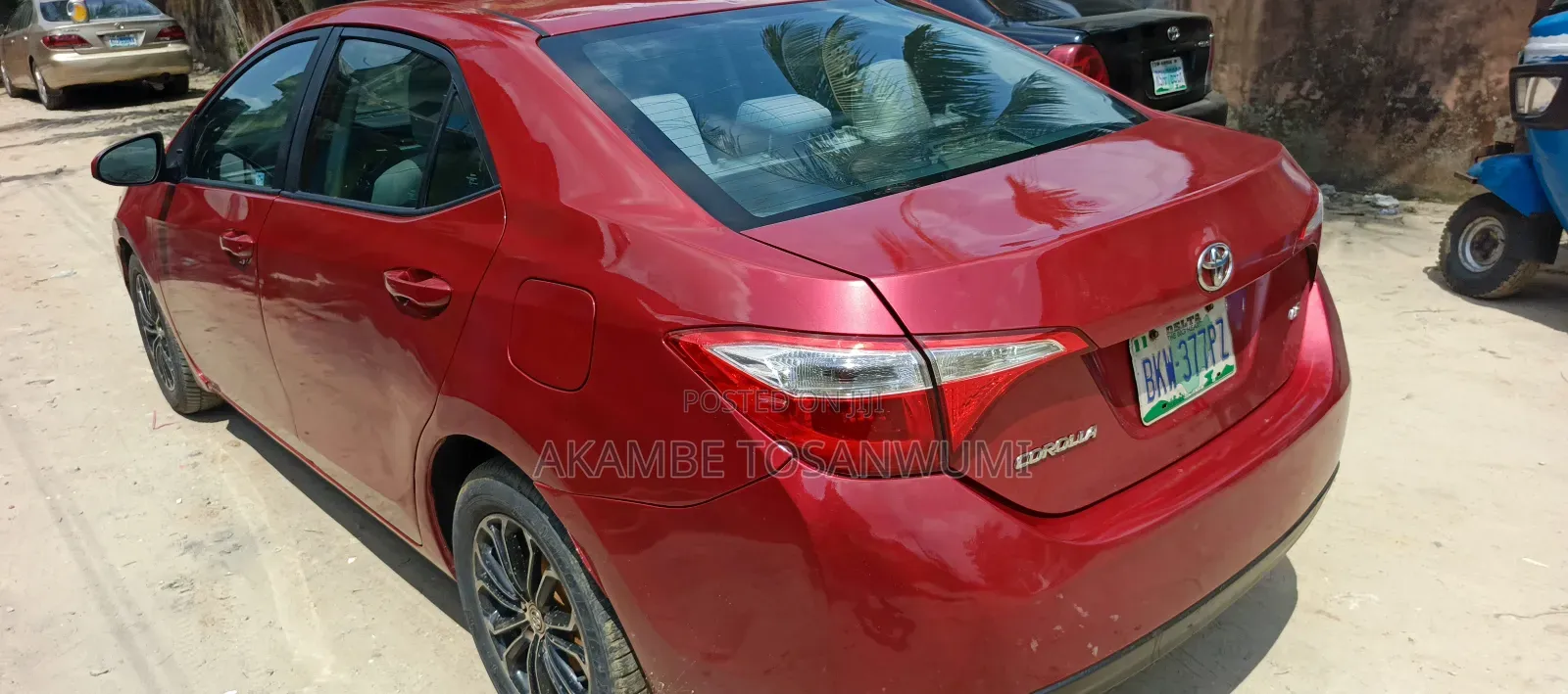 Toyota Corolla 2015 Red