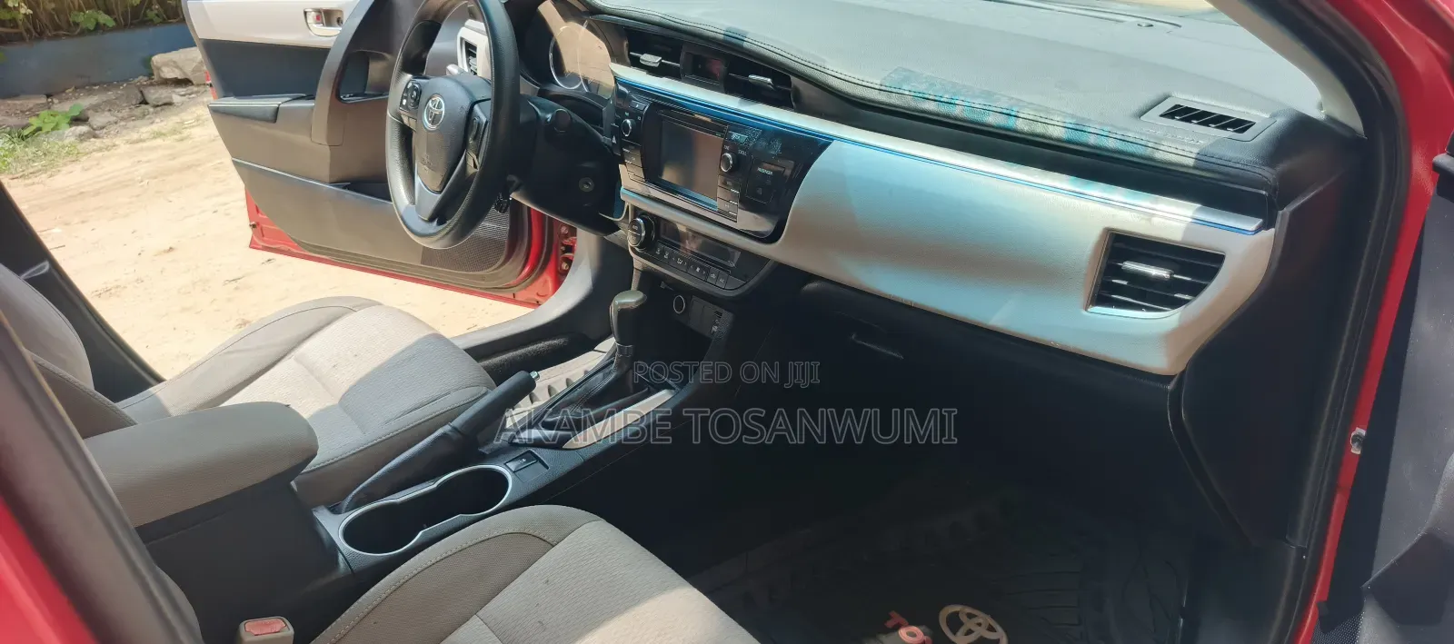 Toyota Corolla 2015 Red