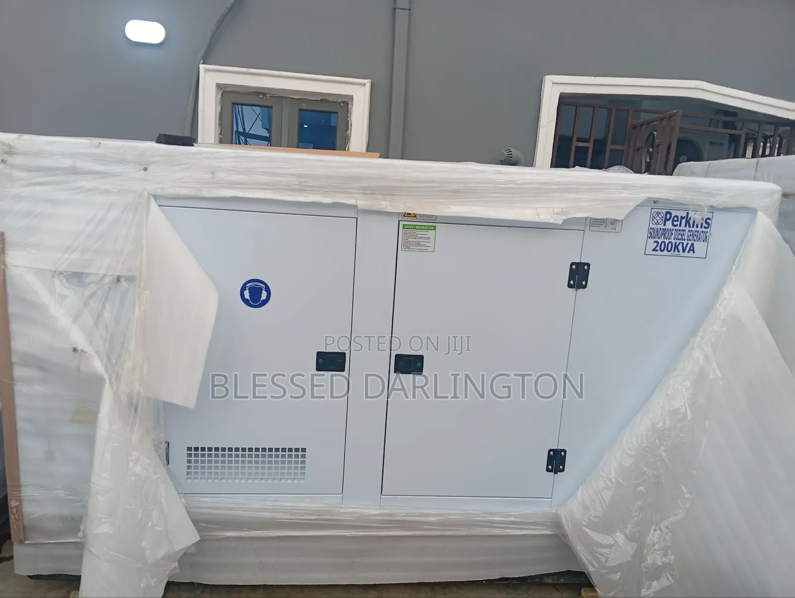 200kva Soundproof England Generator