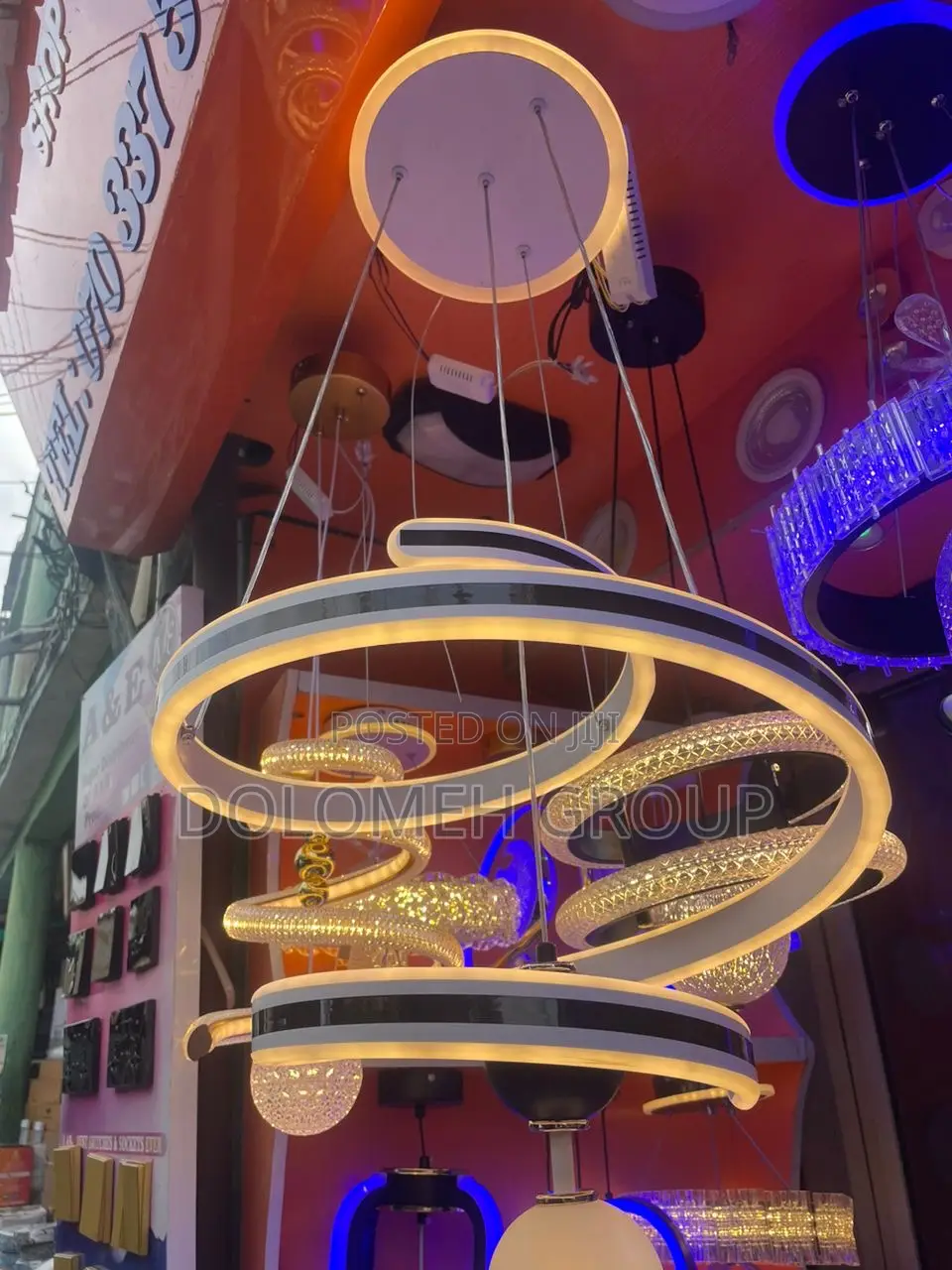 Spiral Dropping Led Light Chandelier