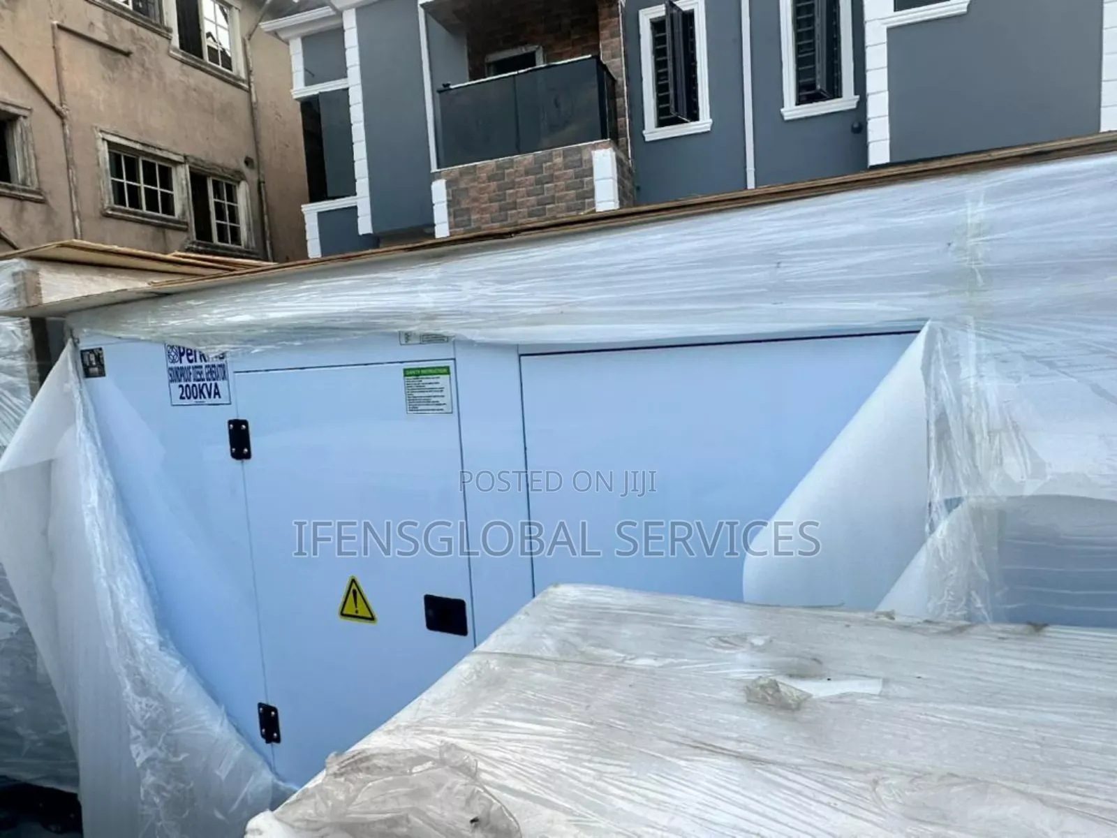 200kva Perkins Diesel Soundproof Generator