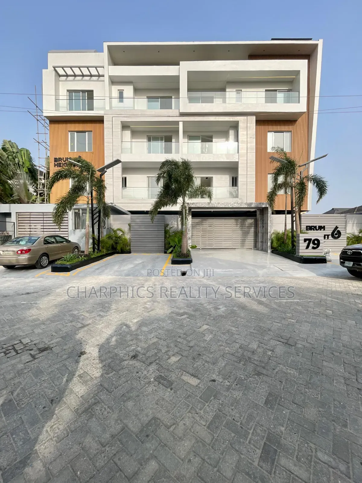 2bdrm Apartment in Lekki Phase 1 for sale