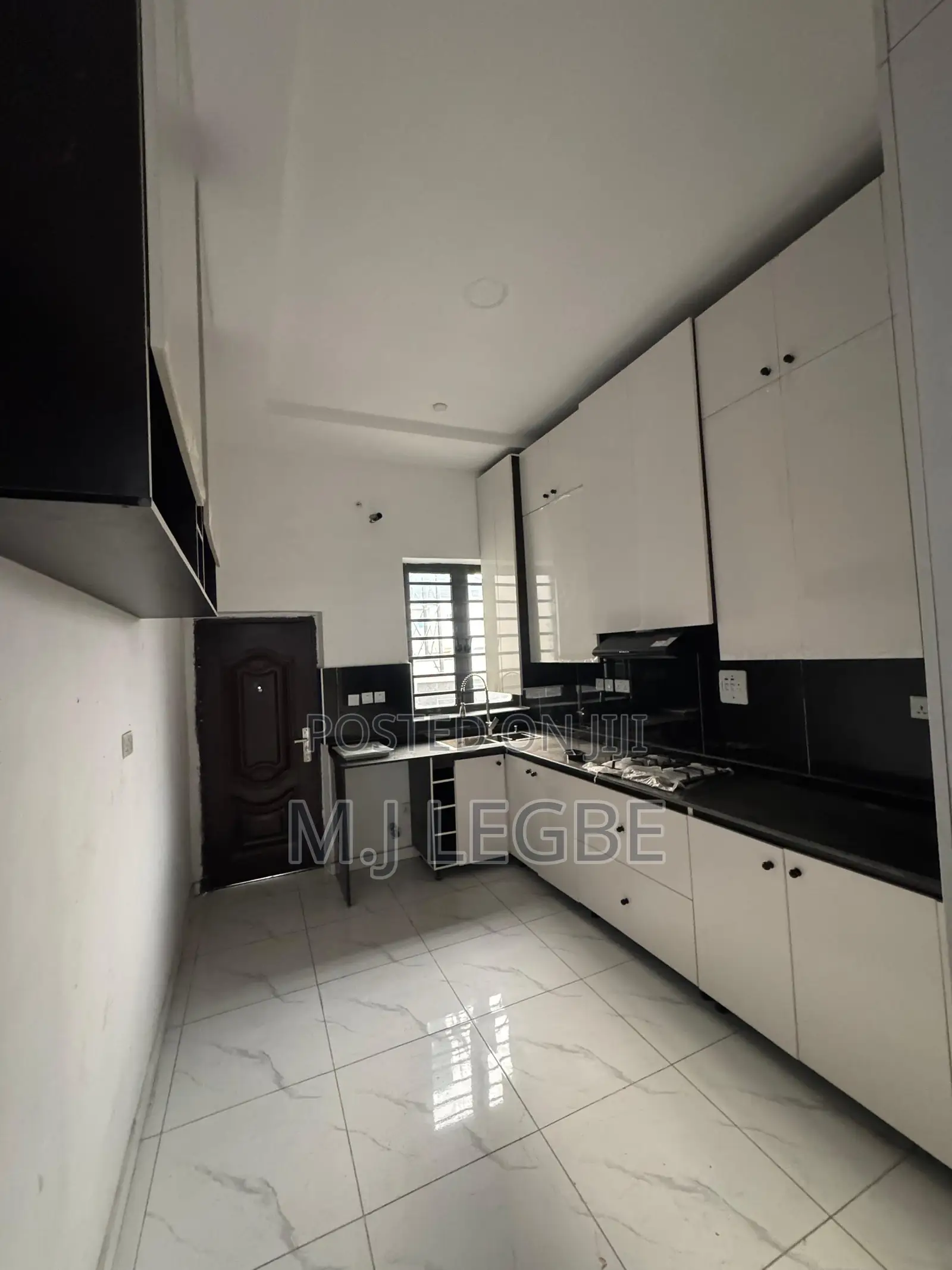 4bdrm Duplex in Ajah for rent