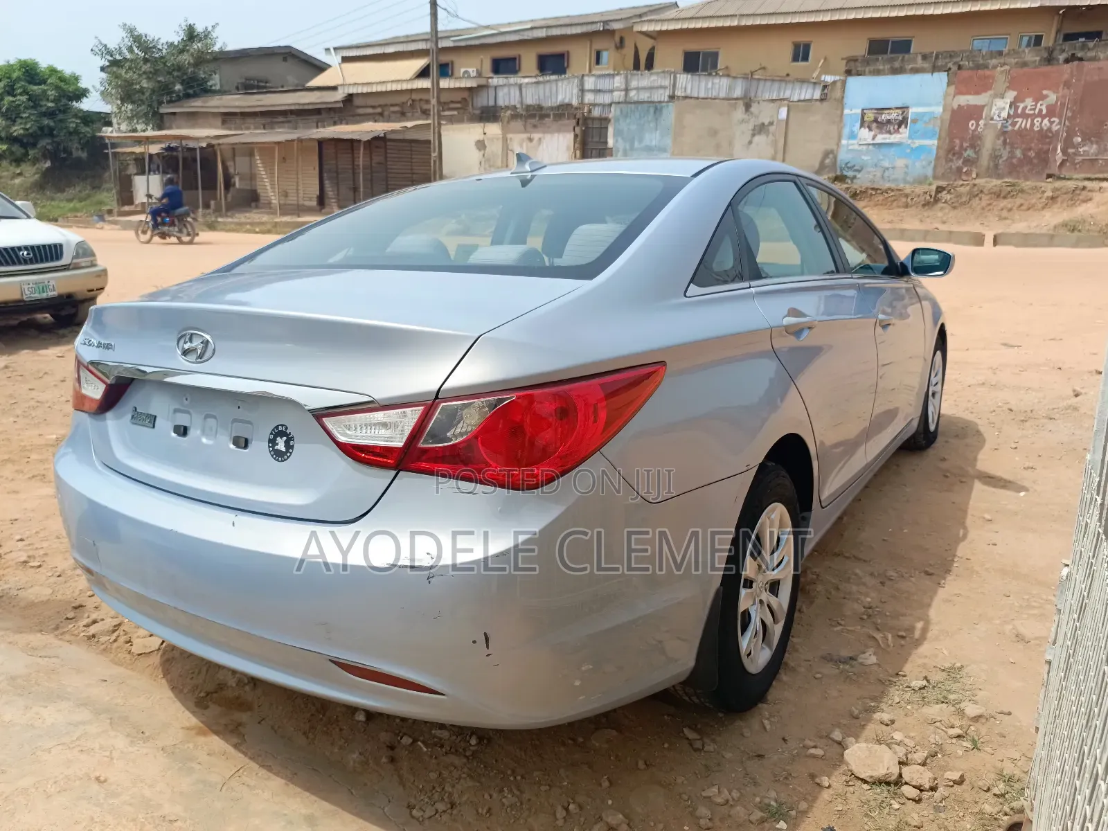 Hyundai Sonata GLS Sedan FWD (2.4L 4cyl 6A) 2012 Silver
