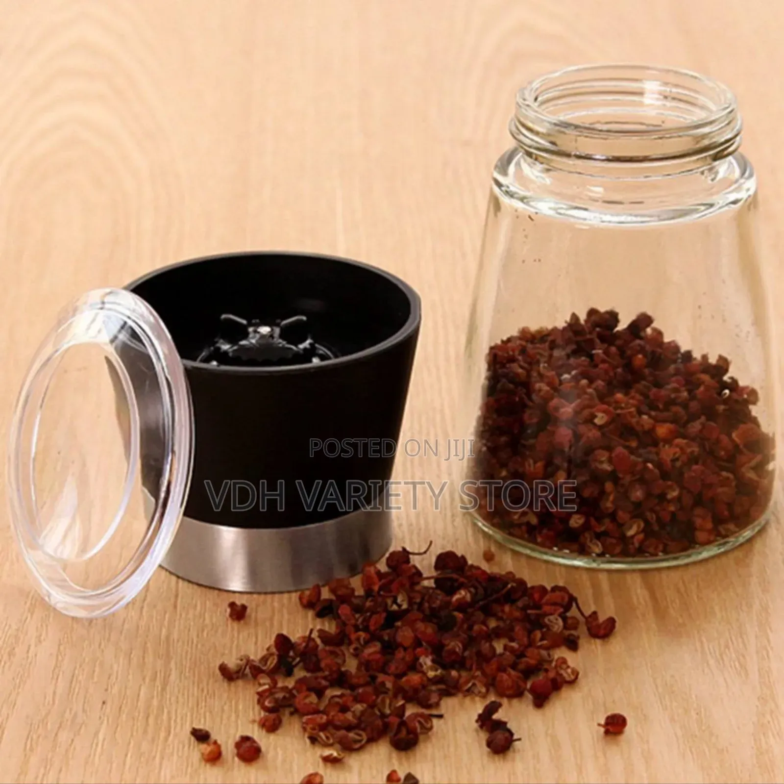 Kitchen Seasoning/Spice Manual Grinder and Mixer Bottle