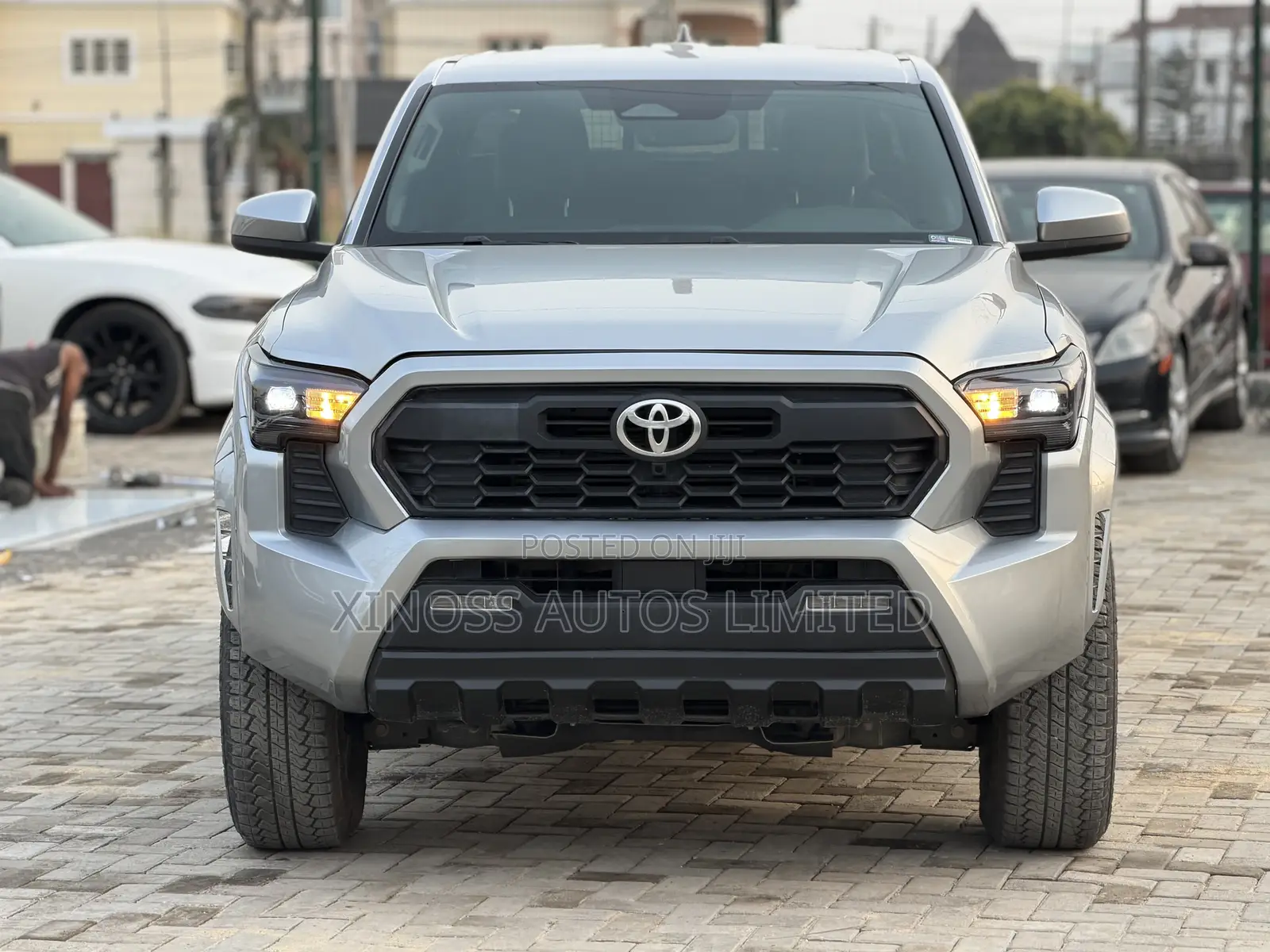 Toyota Tacoma SR5 Double Cab 5' Bed AT 2024 Silver