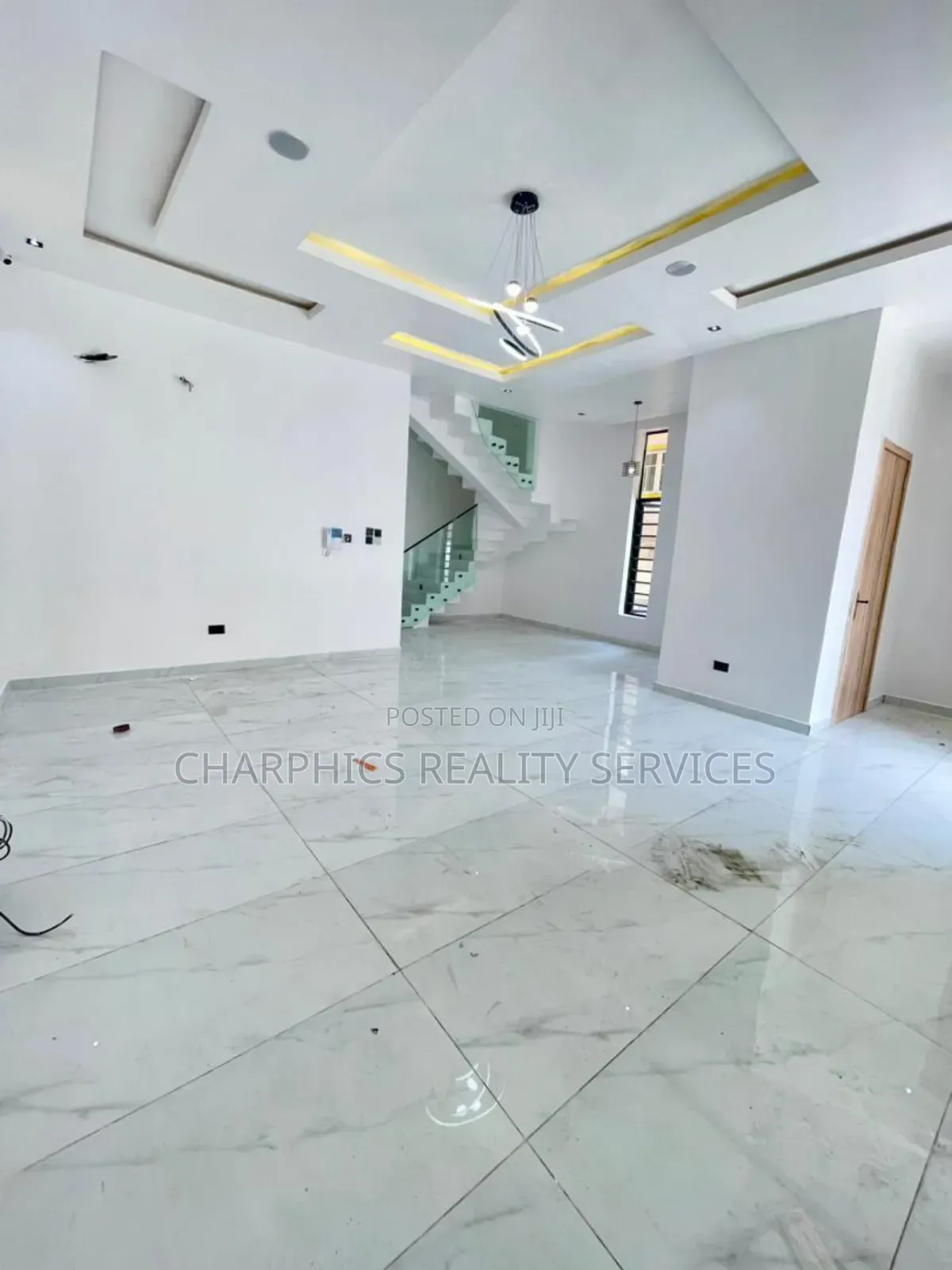 5bdrm Duplex in Ajah for sale