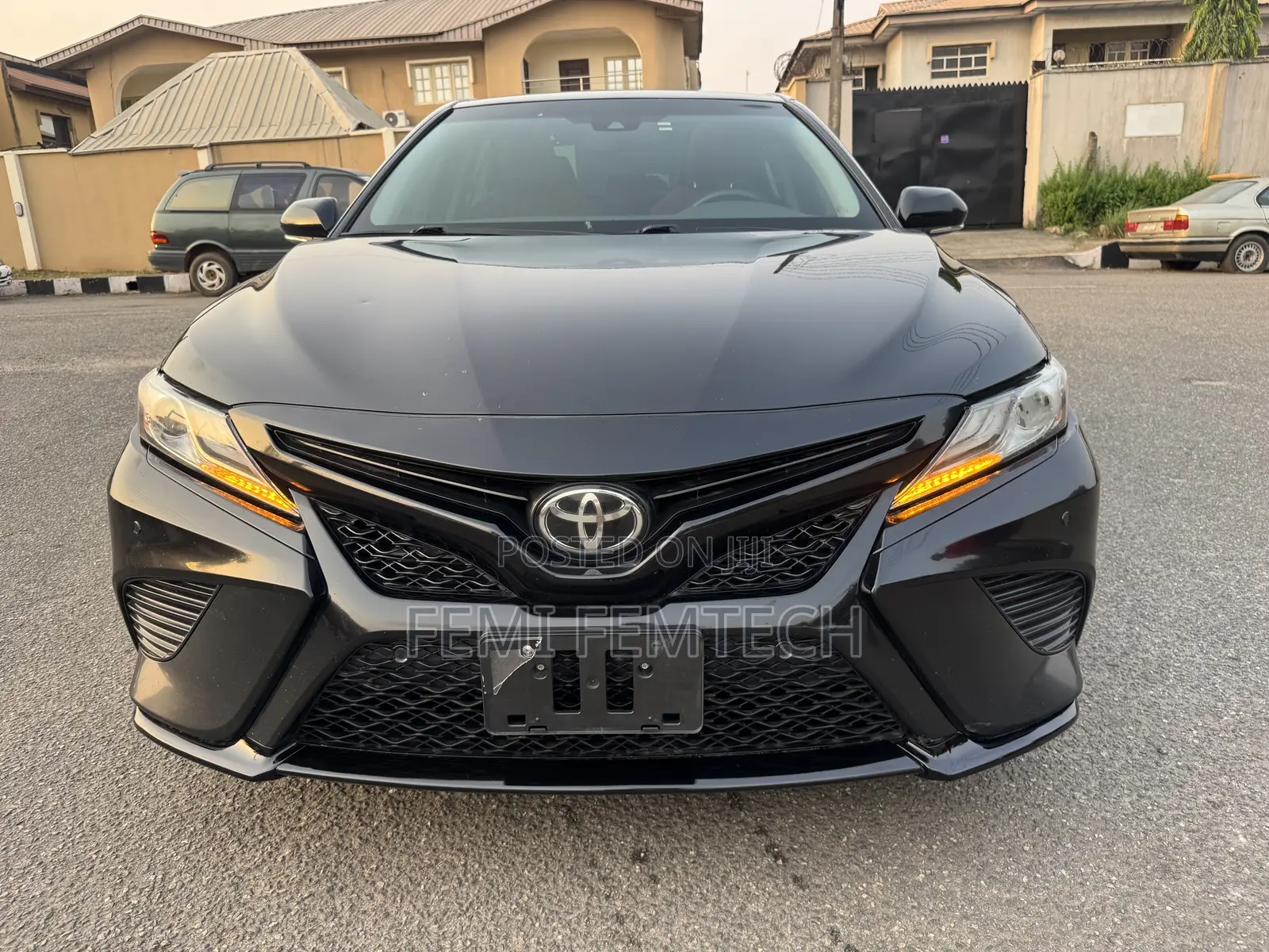 Toyota Camry XSE FWD (2.5L 4cyl 8AM) 2018 Black