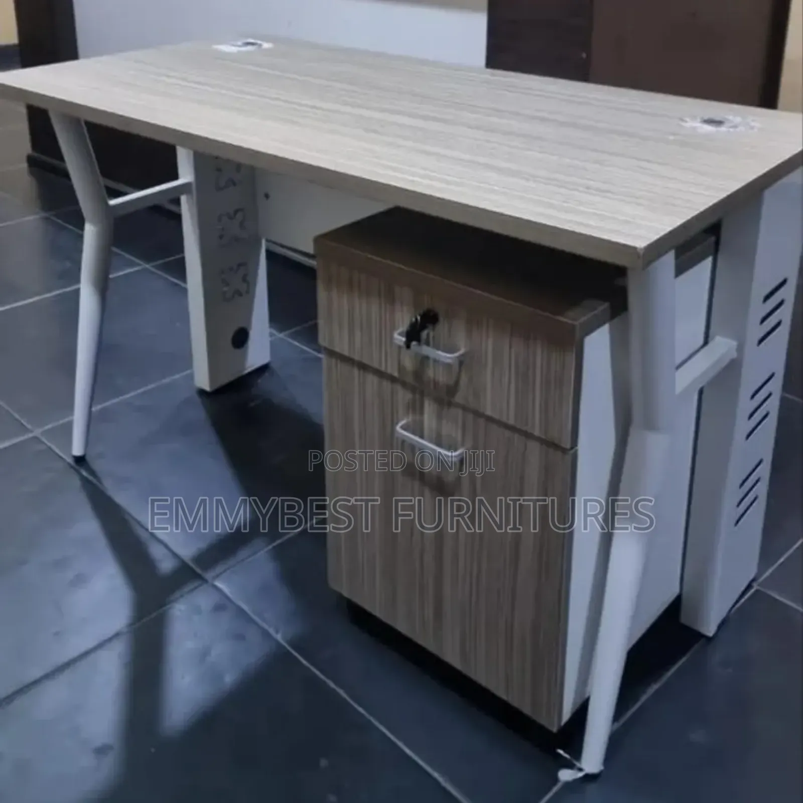 Unique Quality Office Desk With Side Drawers.