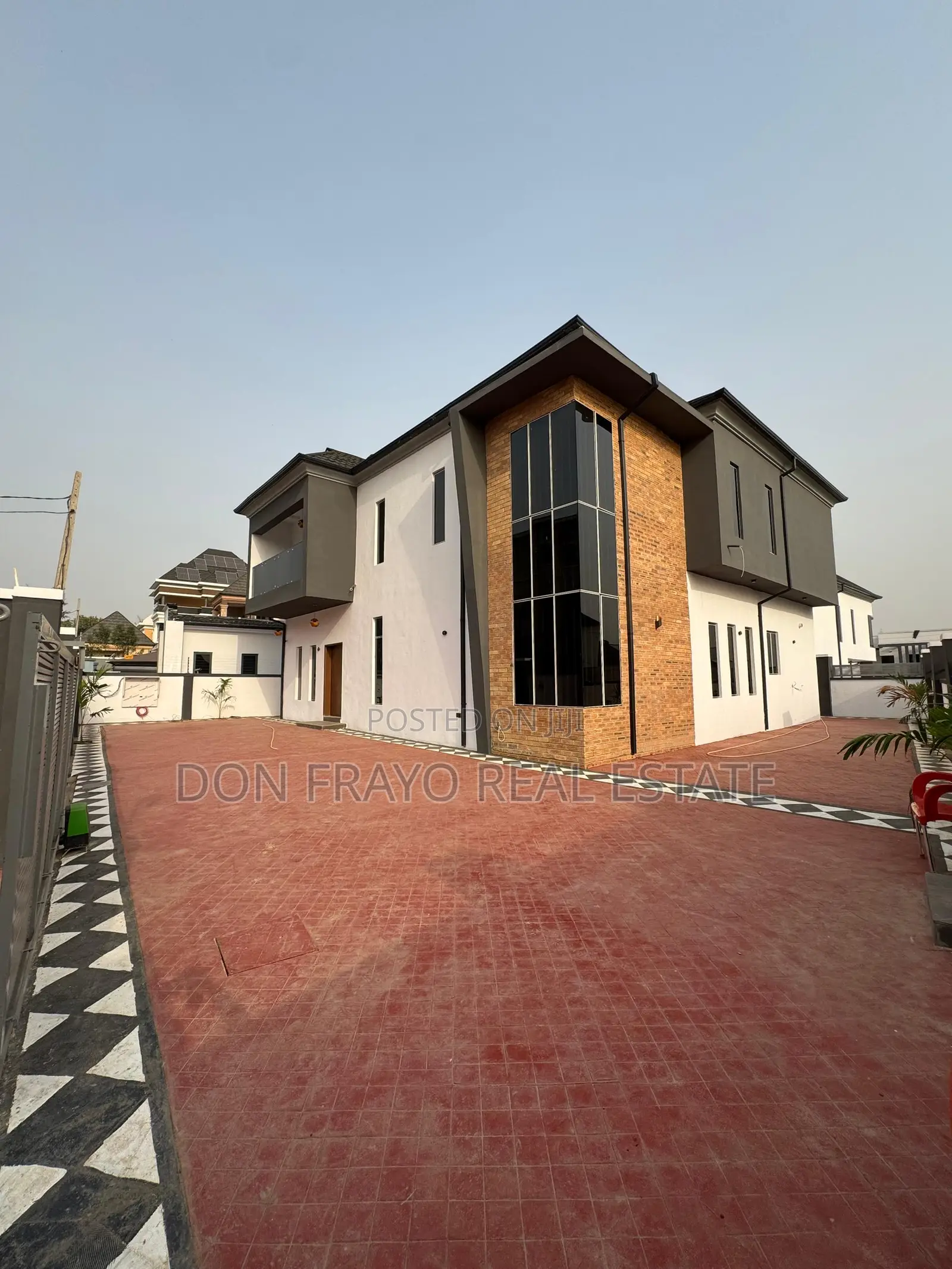 4bdrm Duplex in Carlton Gate Estate, Akobo for sale