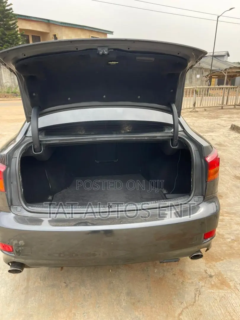 Lexus IS 250 Automatic 2010 Black