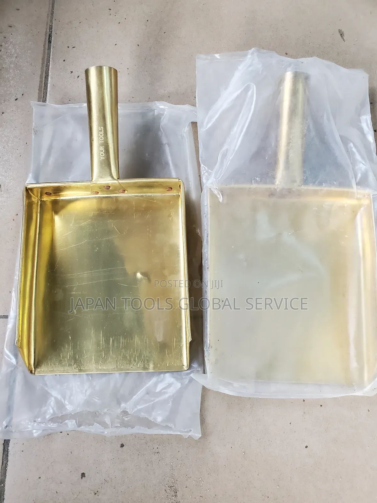 Brass/ Non Spark Parker Scoop