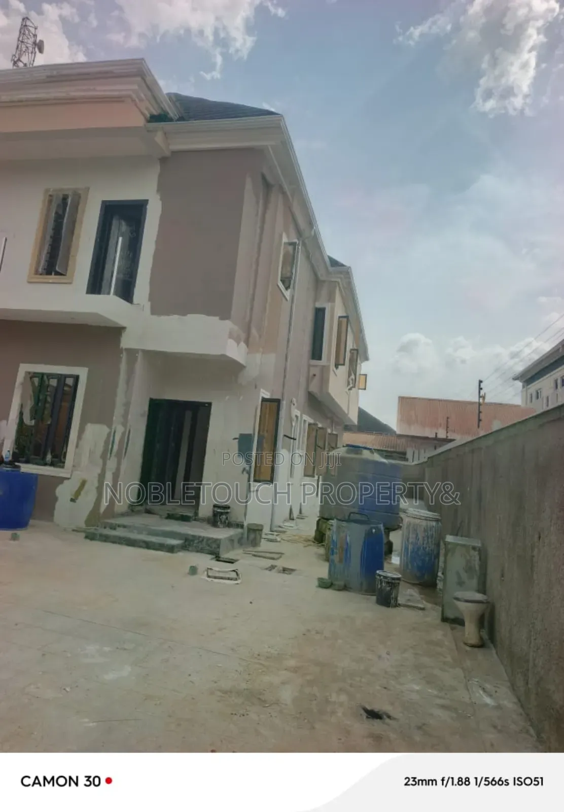 5bdrm Duplex in Omole Ikeja Lagos for sale